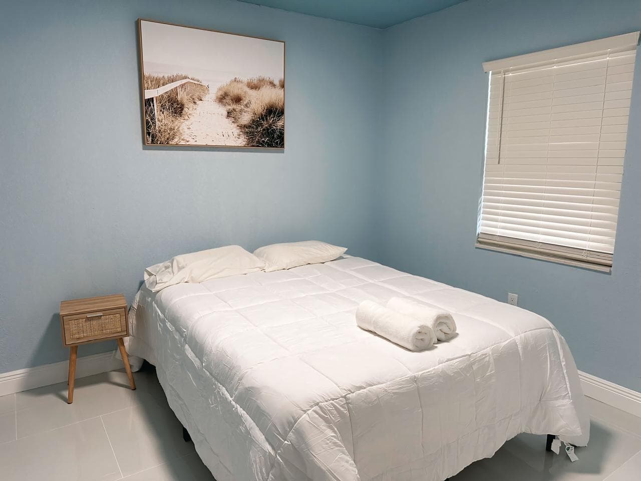 1702 NE 146th Street, Miami, FL 33181 9