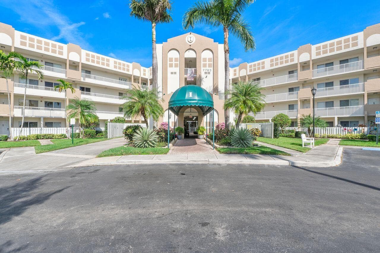 7763 Southampton Terrace 108, Tamarac, FL 33321 40