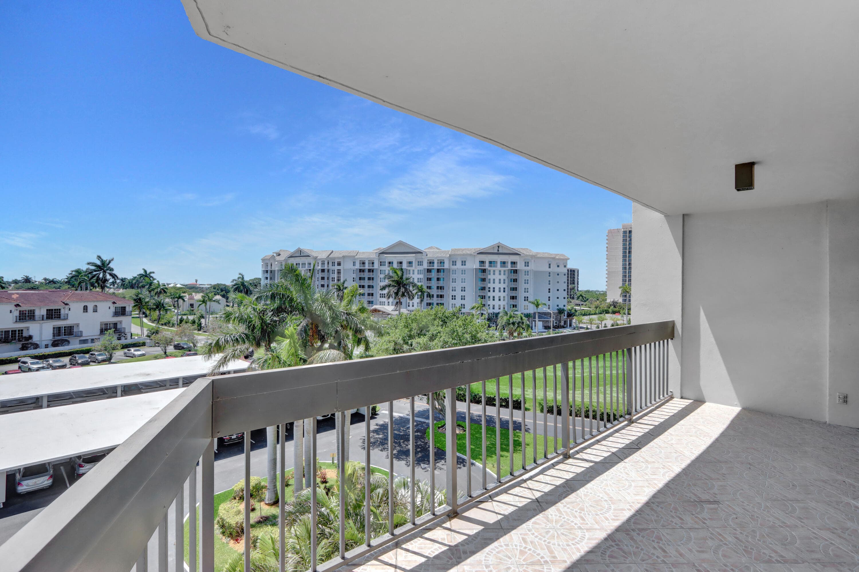 2000 Presidential Way 504, West Palm Beach, FL 33401 9