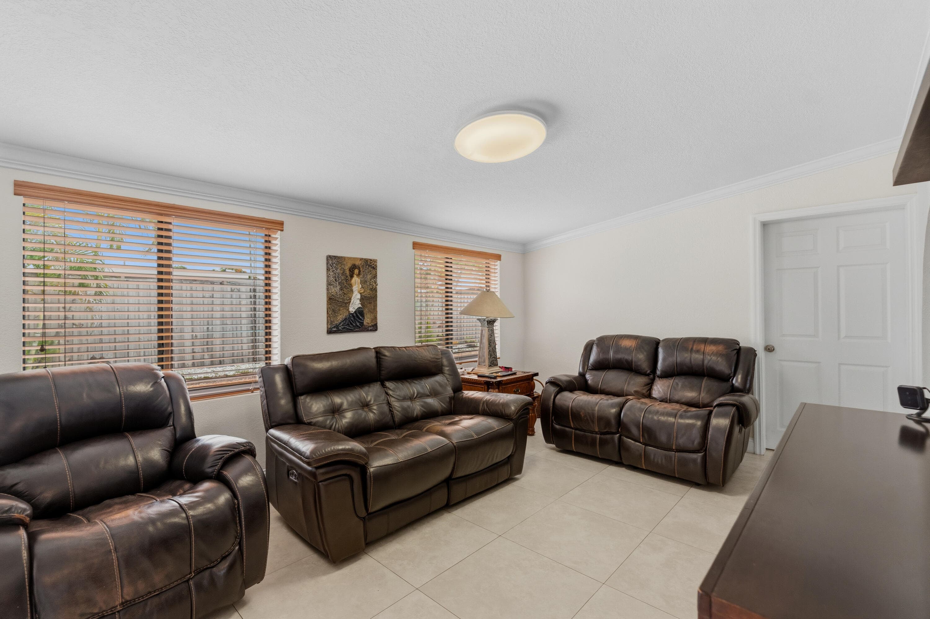 6160 W 14th Avenue, Hialeah, FL 33012 14