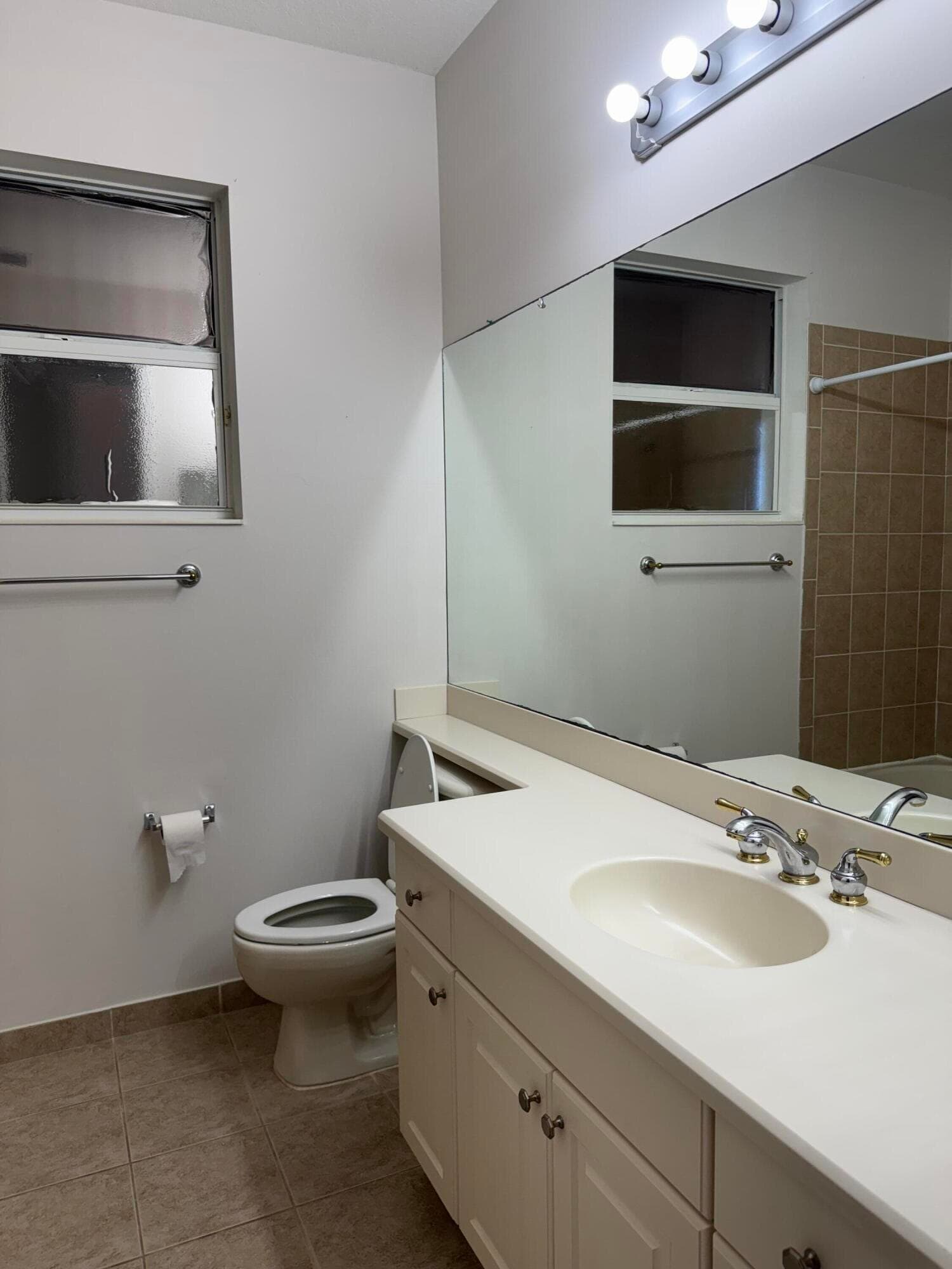 2264 Newport Isles Boulevard, Port St. Lucie, FL 34953 9