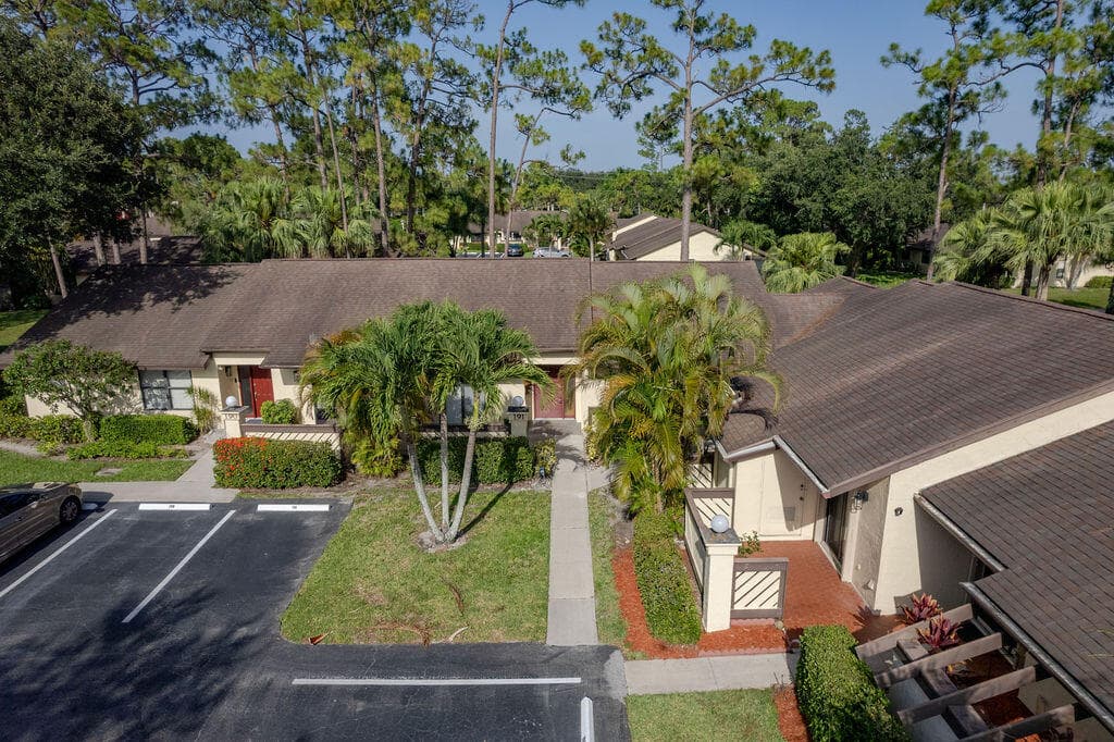 191 Mastic Tree Court, Royal Palm Beach, FL 33411 2