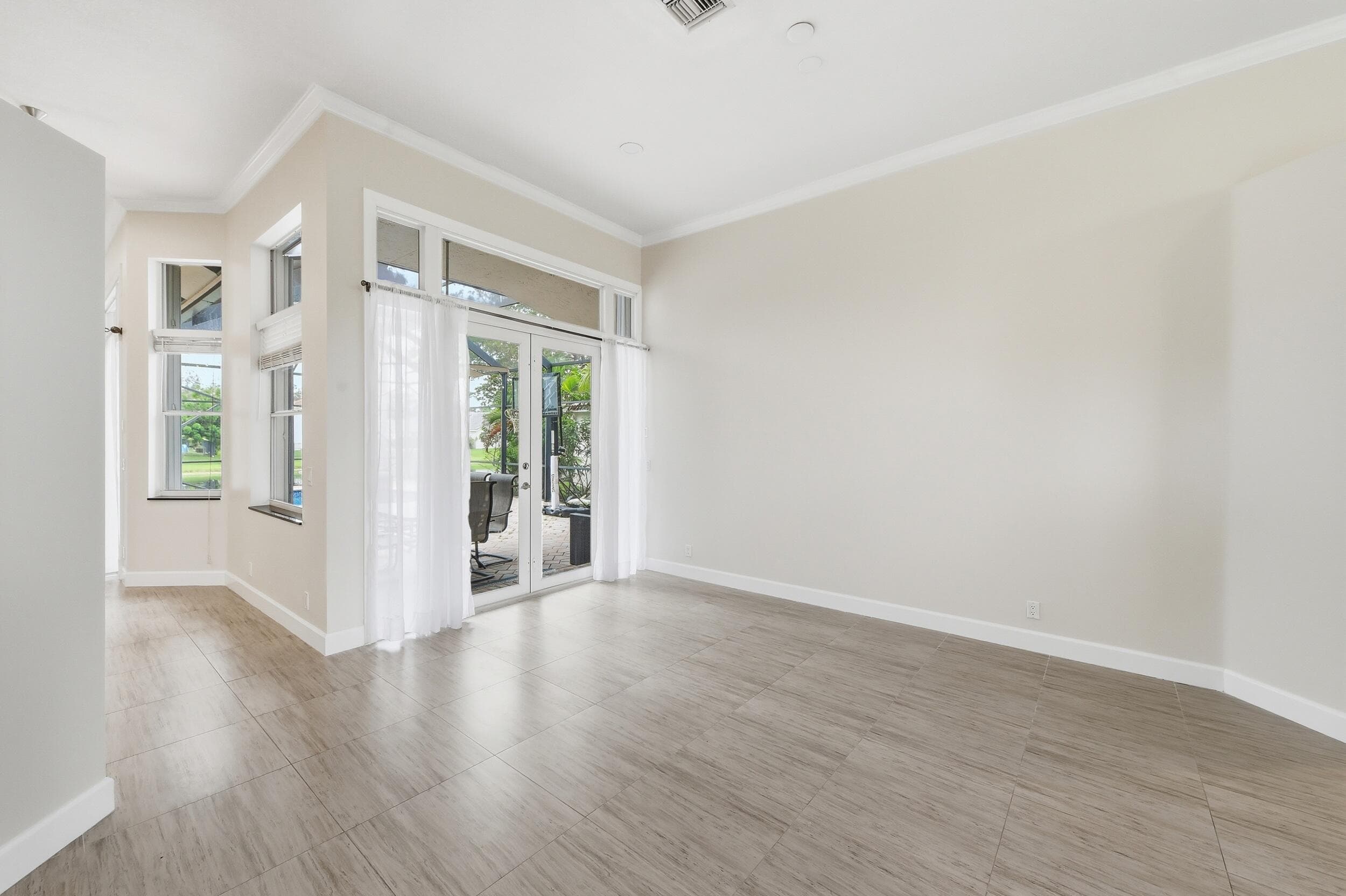 2644 Miller Court, Weston, FL 33332 13