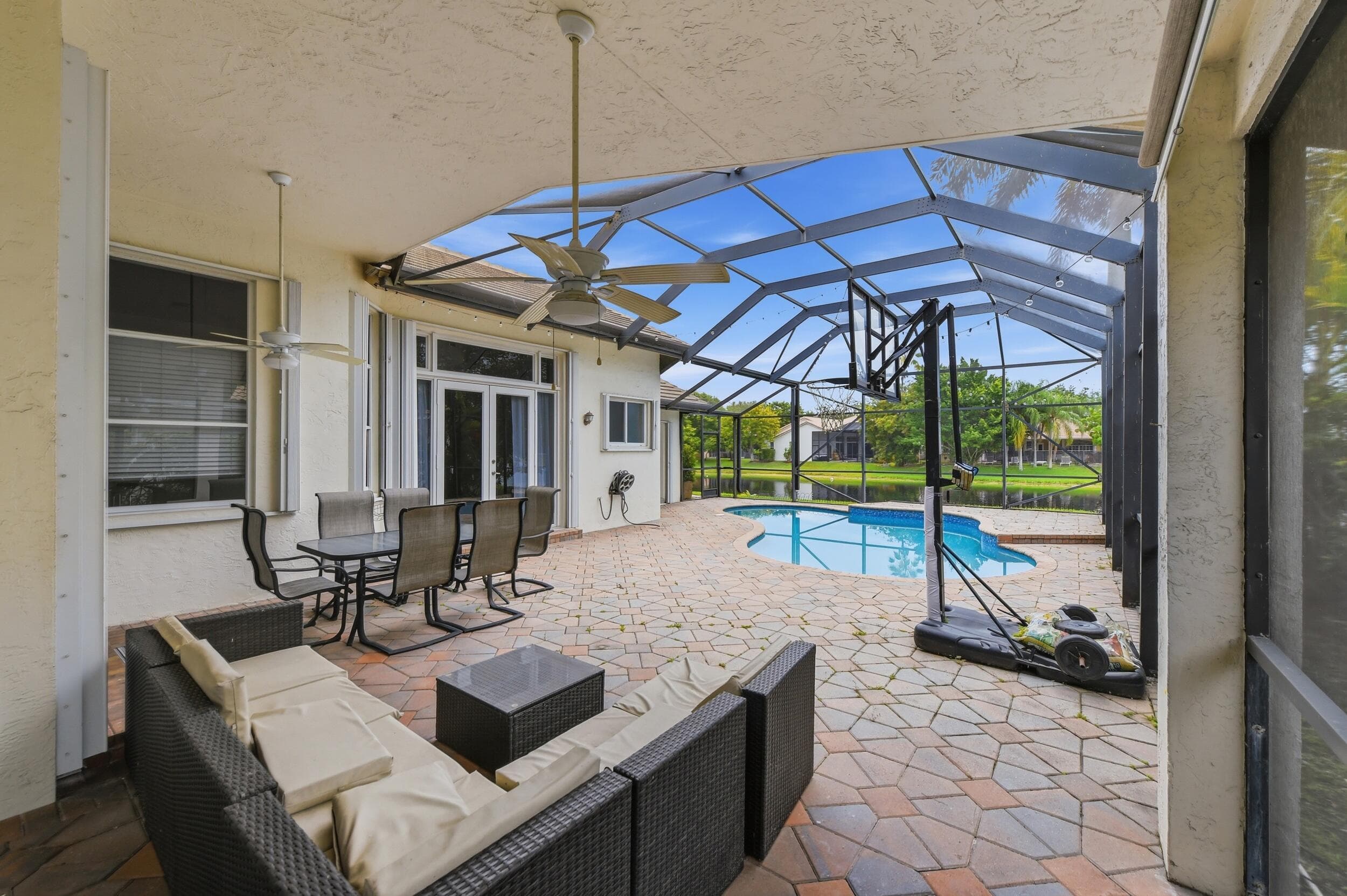 2644 Miller Court, Weston, FL 33332 32