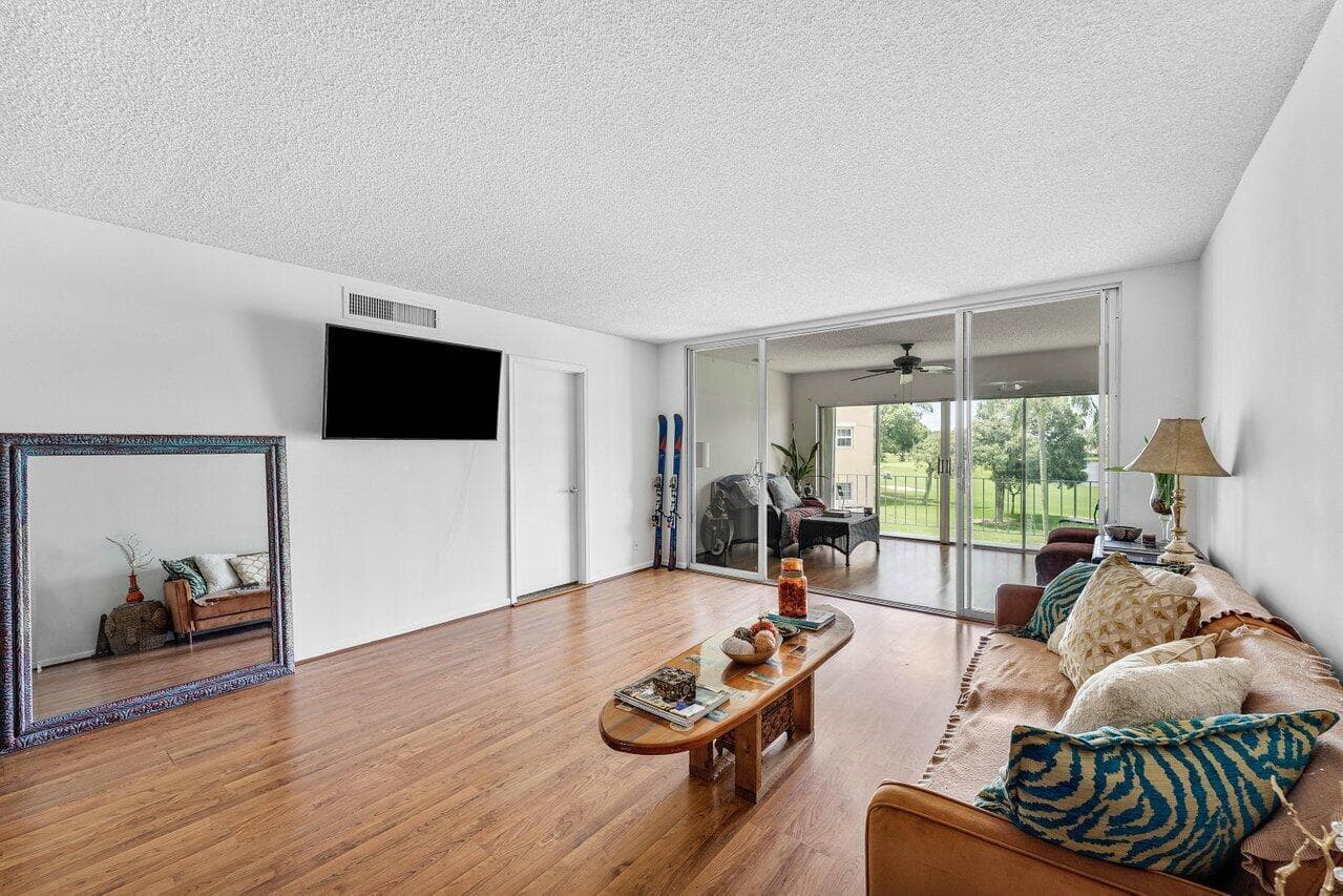 157 Atlantis Boulevard 301, Atlantis, FL 33462 11