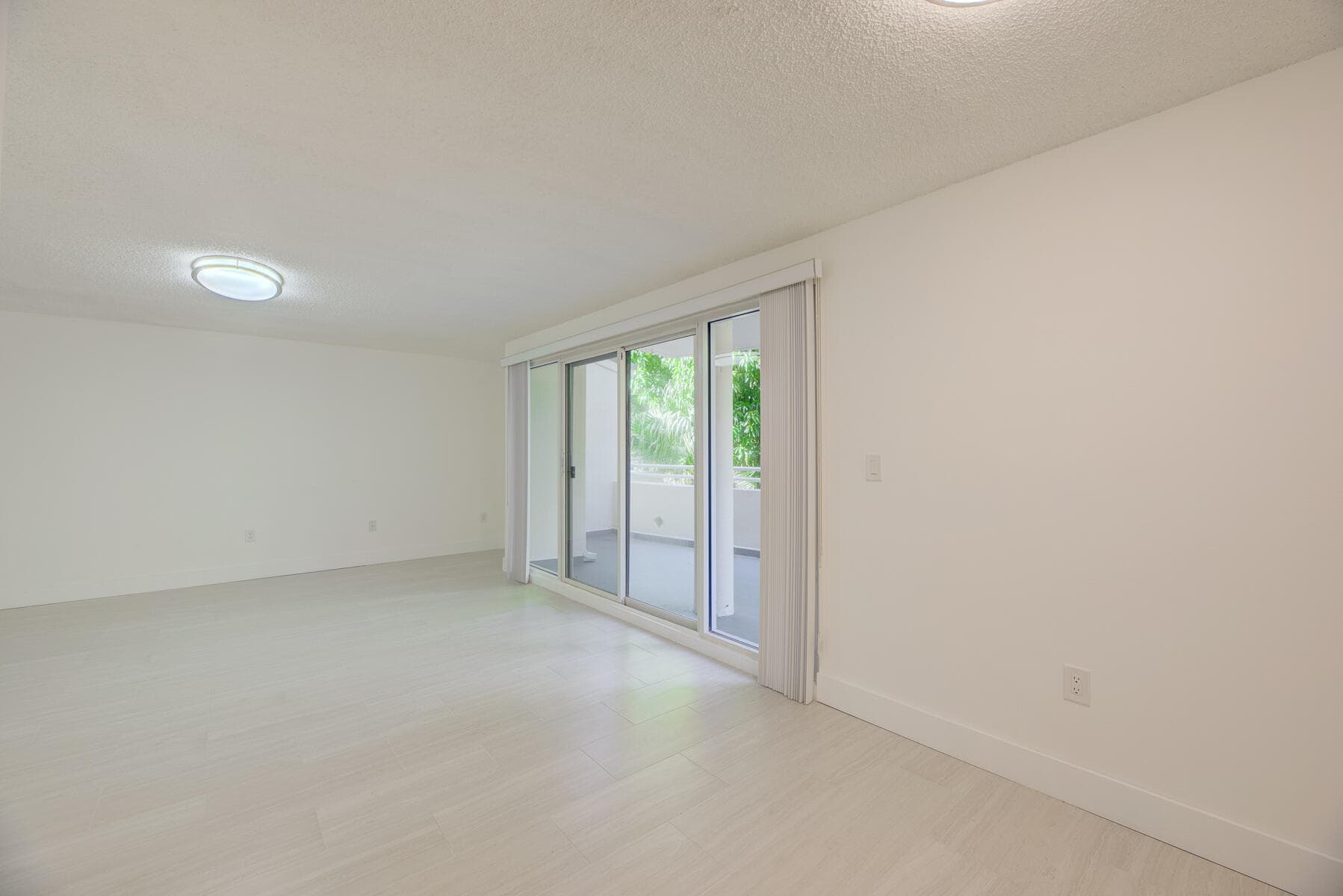 2100 Brickell Avenue 406, Miami, FL 33129 7