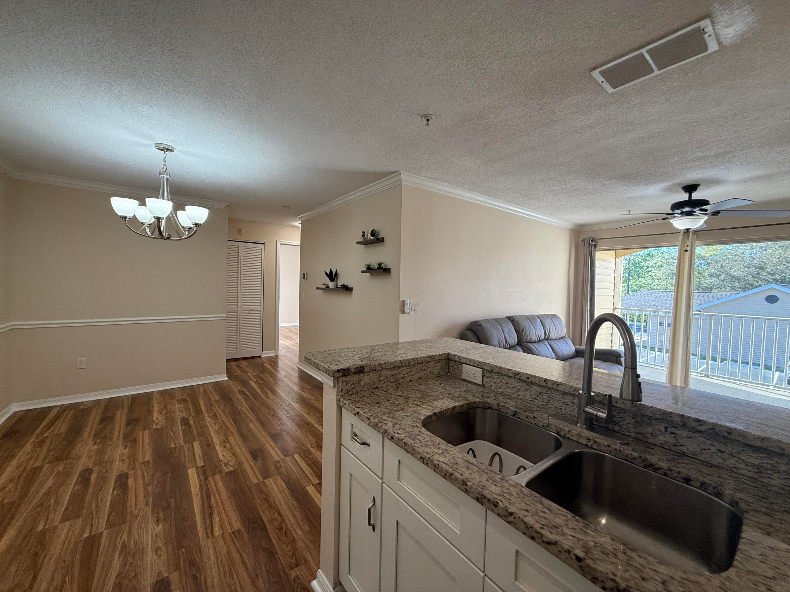 1979 Summer Club Drive 213, Oviedo, FL 32765