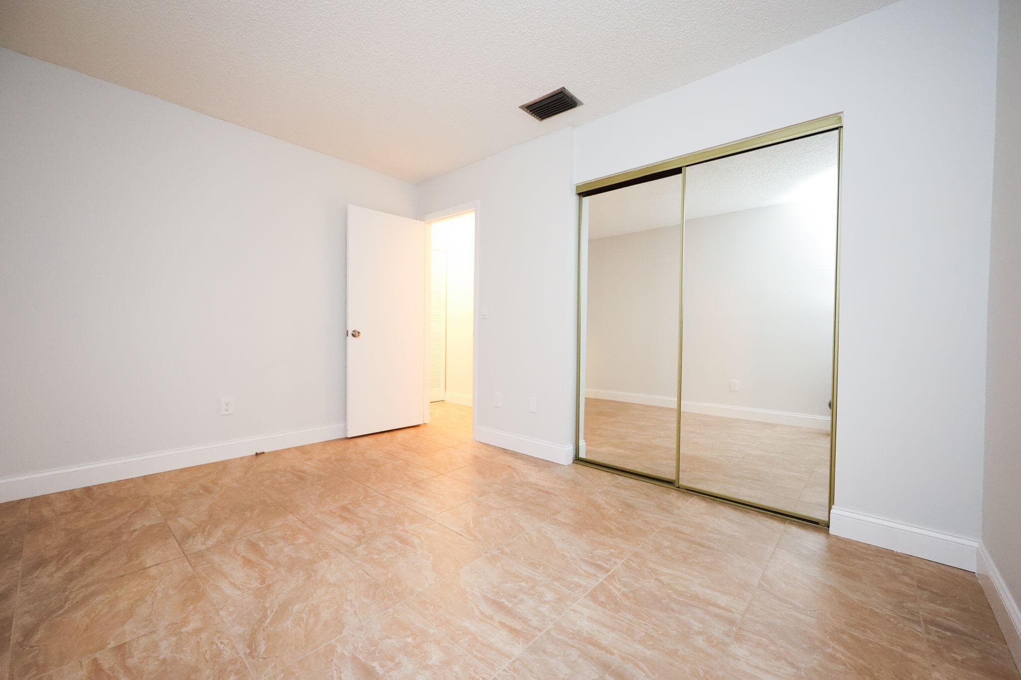 10127 E Boca Bend E B2, Boca Raton, FL 33428 11