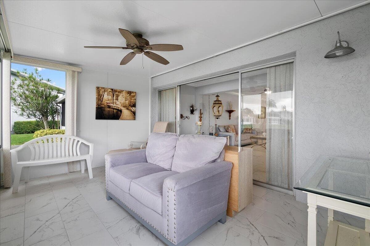 1395 SW 27th Avenue 103, Delray Beach, FL 33445 21