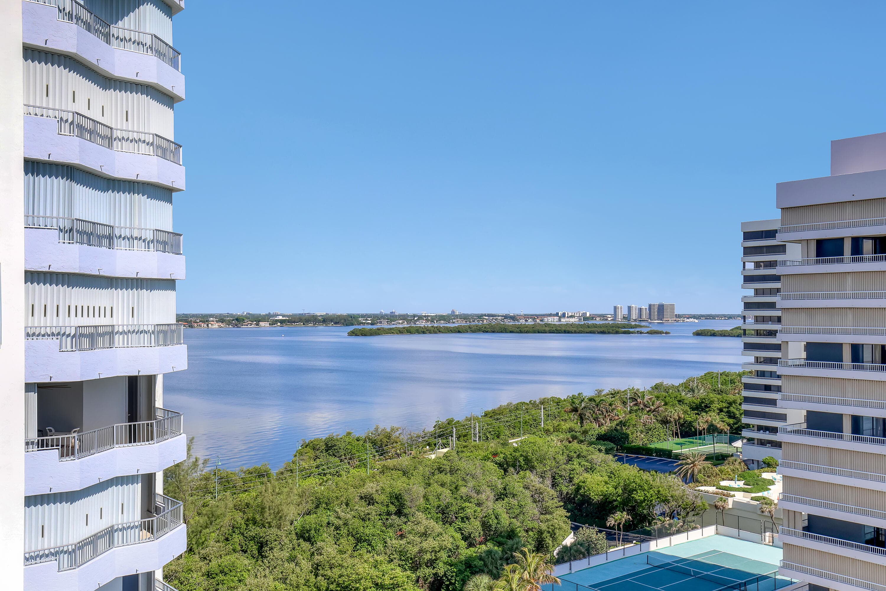 5200 N OCEAN Drive N 1201, Singer Island, FL 33404 30