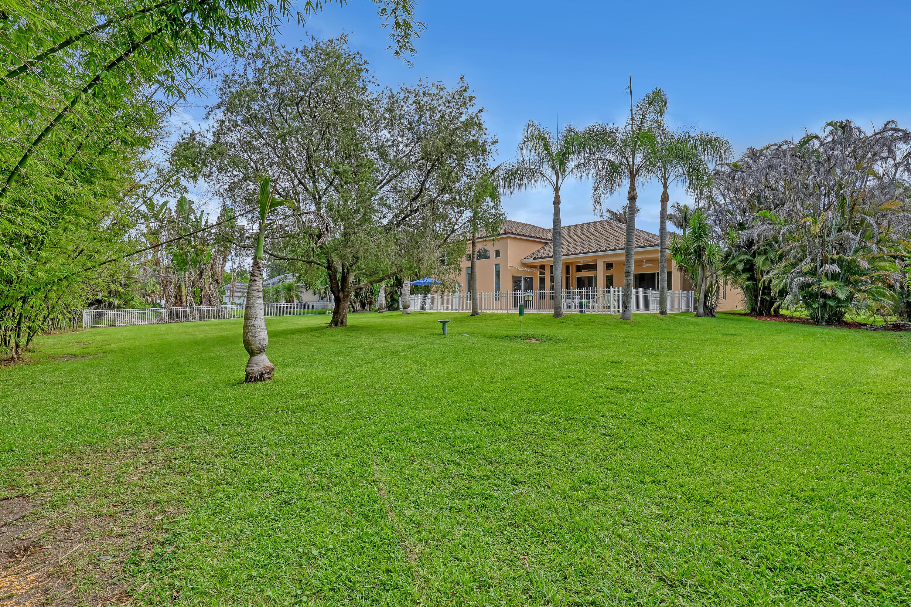 559 SW Squire Johns Lane, Palm City, FL 34990 53