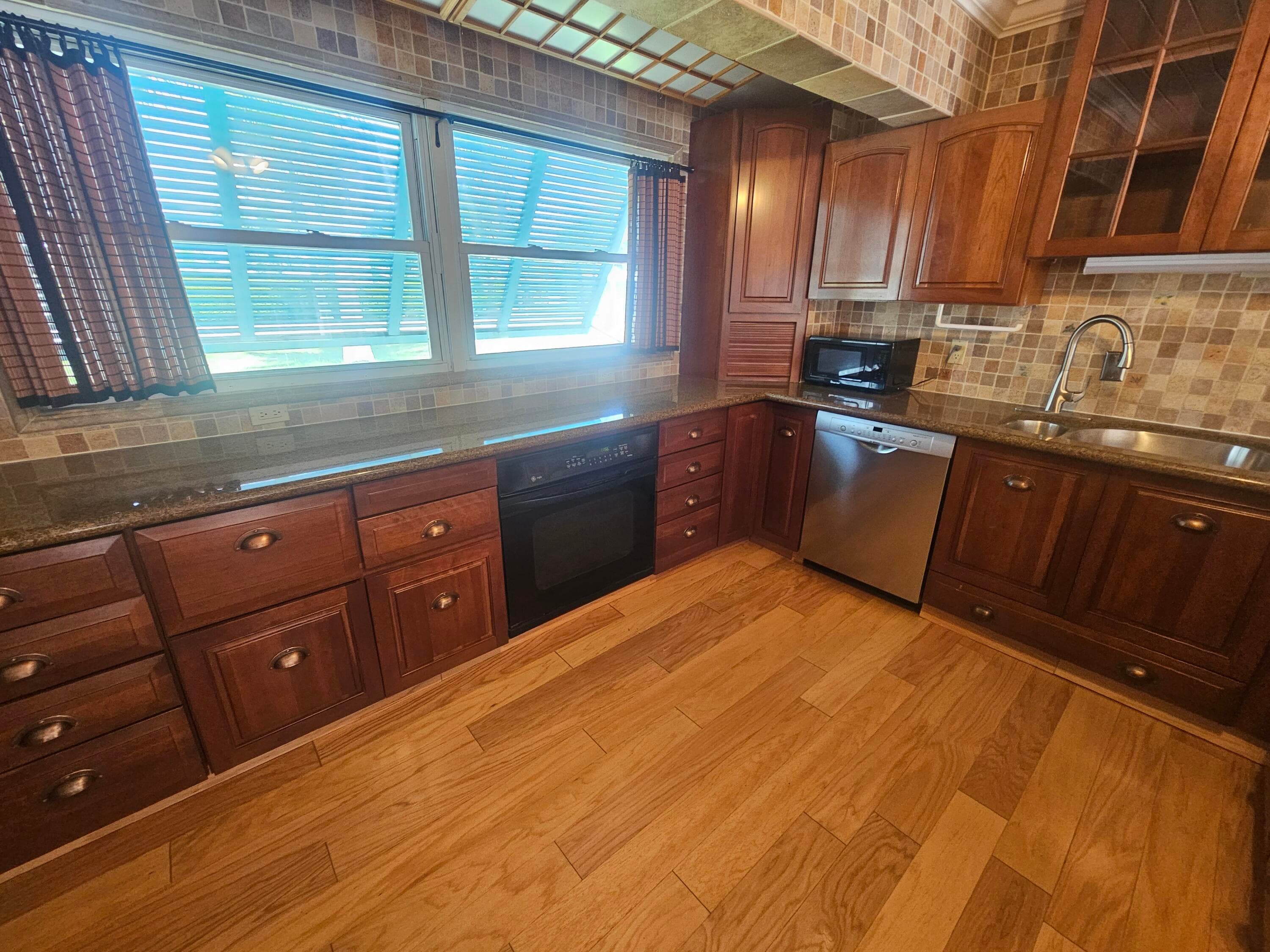 1906 S Ocean Drive, Fort Pierce, FL 34949 27