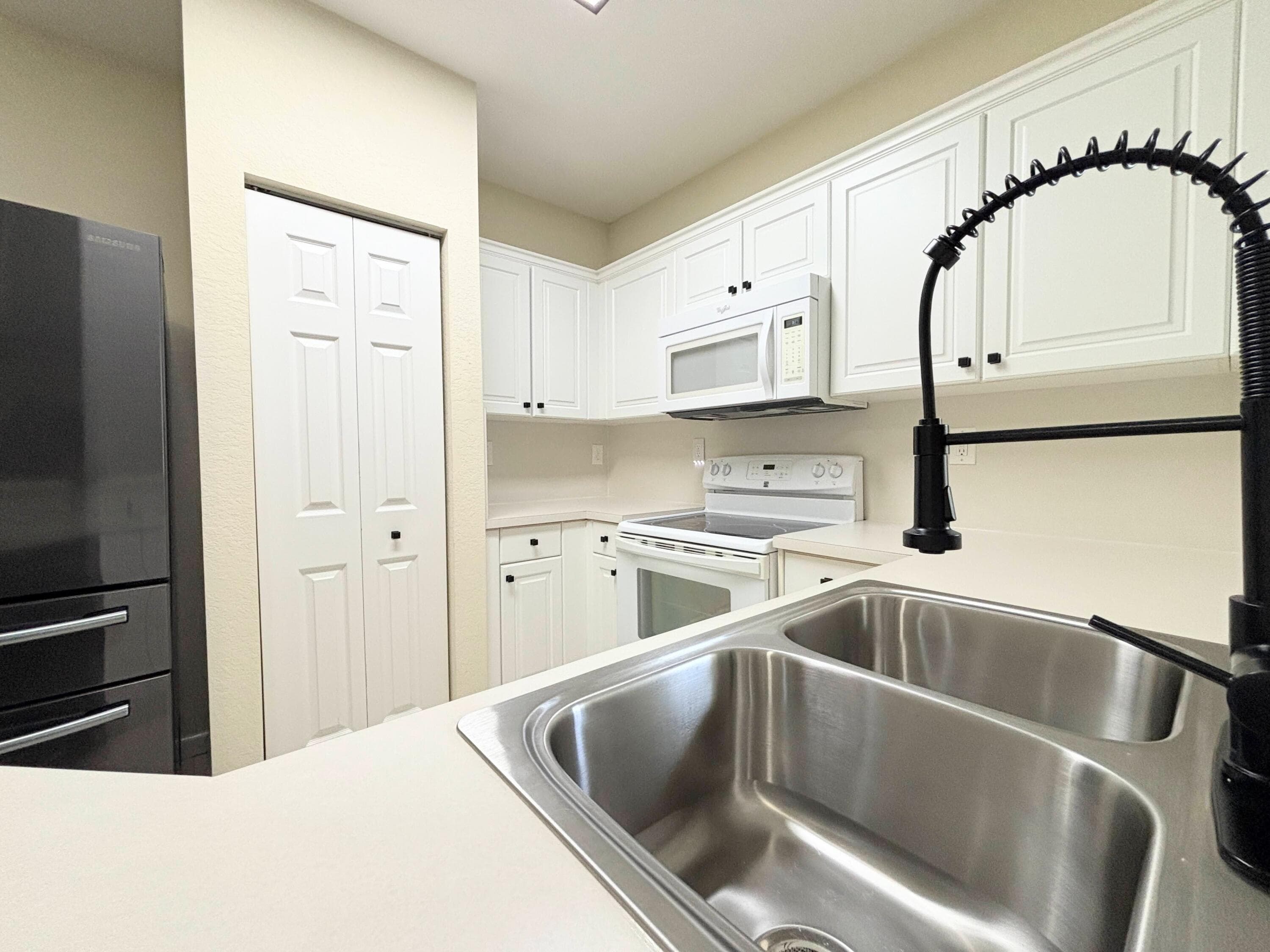 5088 SE Mariner Garden Circle, Stuart, FL 34997 6