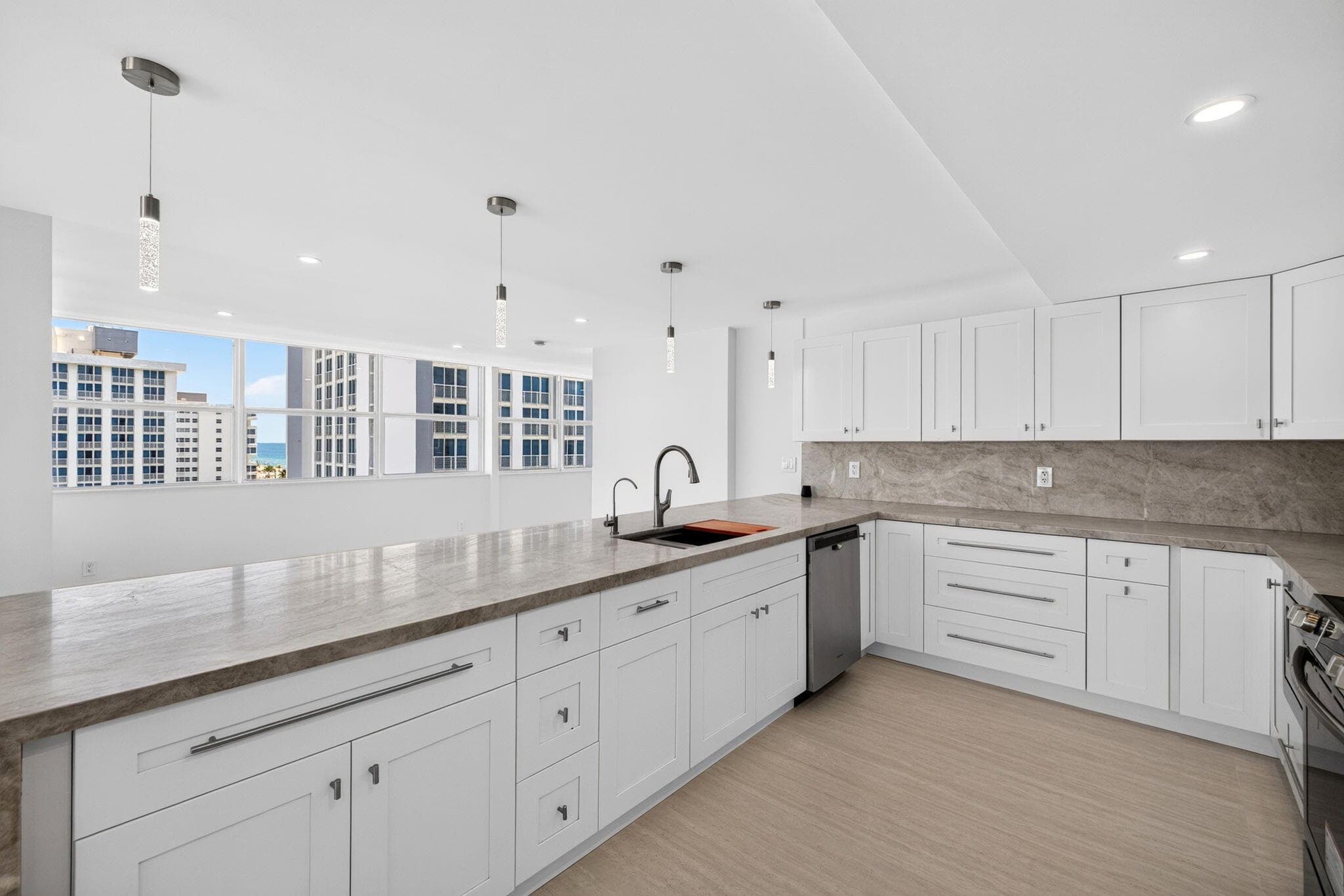 209 N Fort Lauderdale Beach Boulevard N 8a, Fort Lauderdale, FL 33304 6