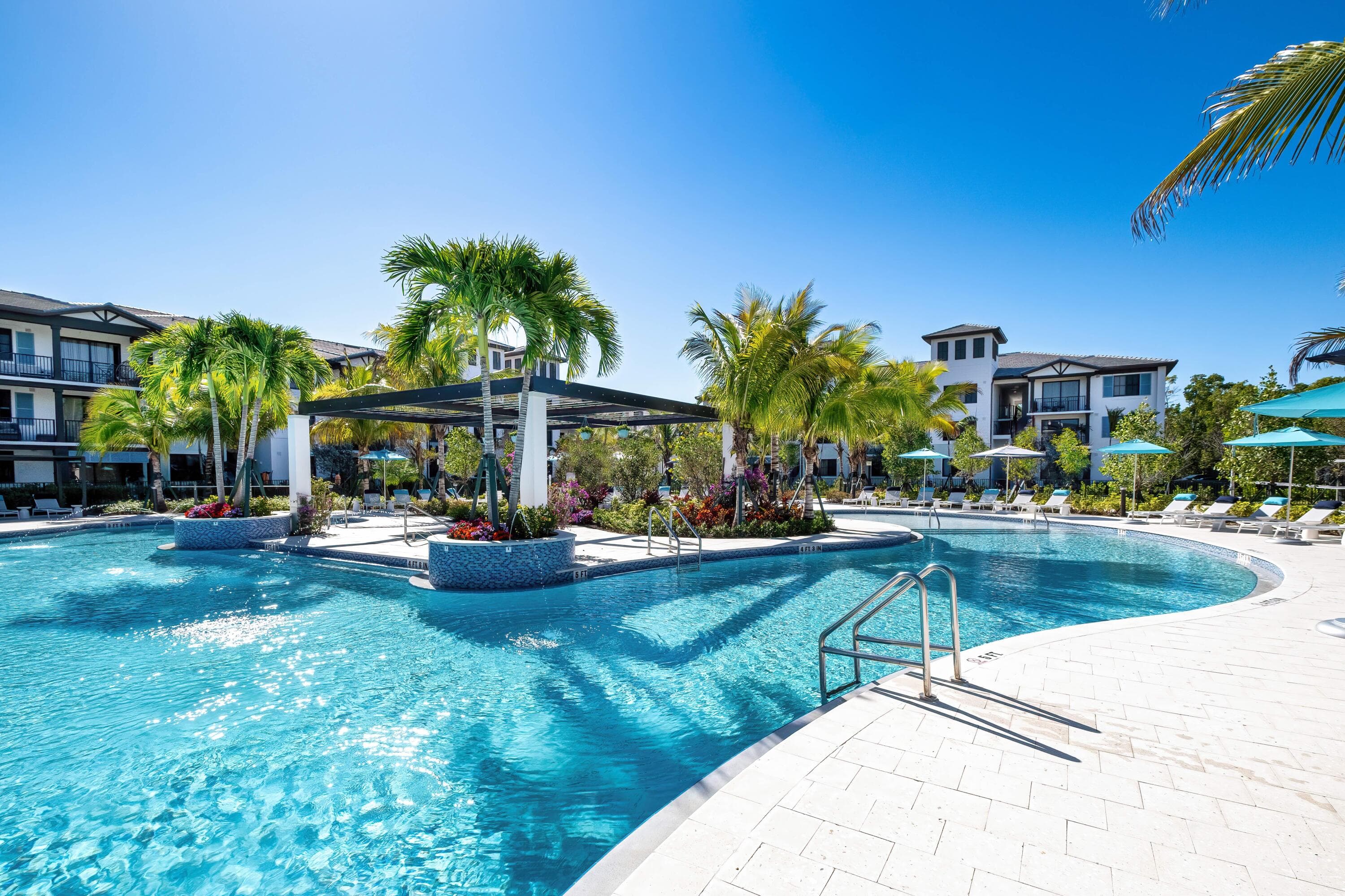 2000 Stirling Road 13-102, Hollywood, FL 33020 8