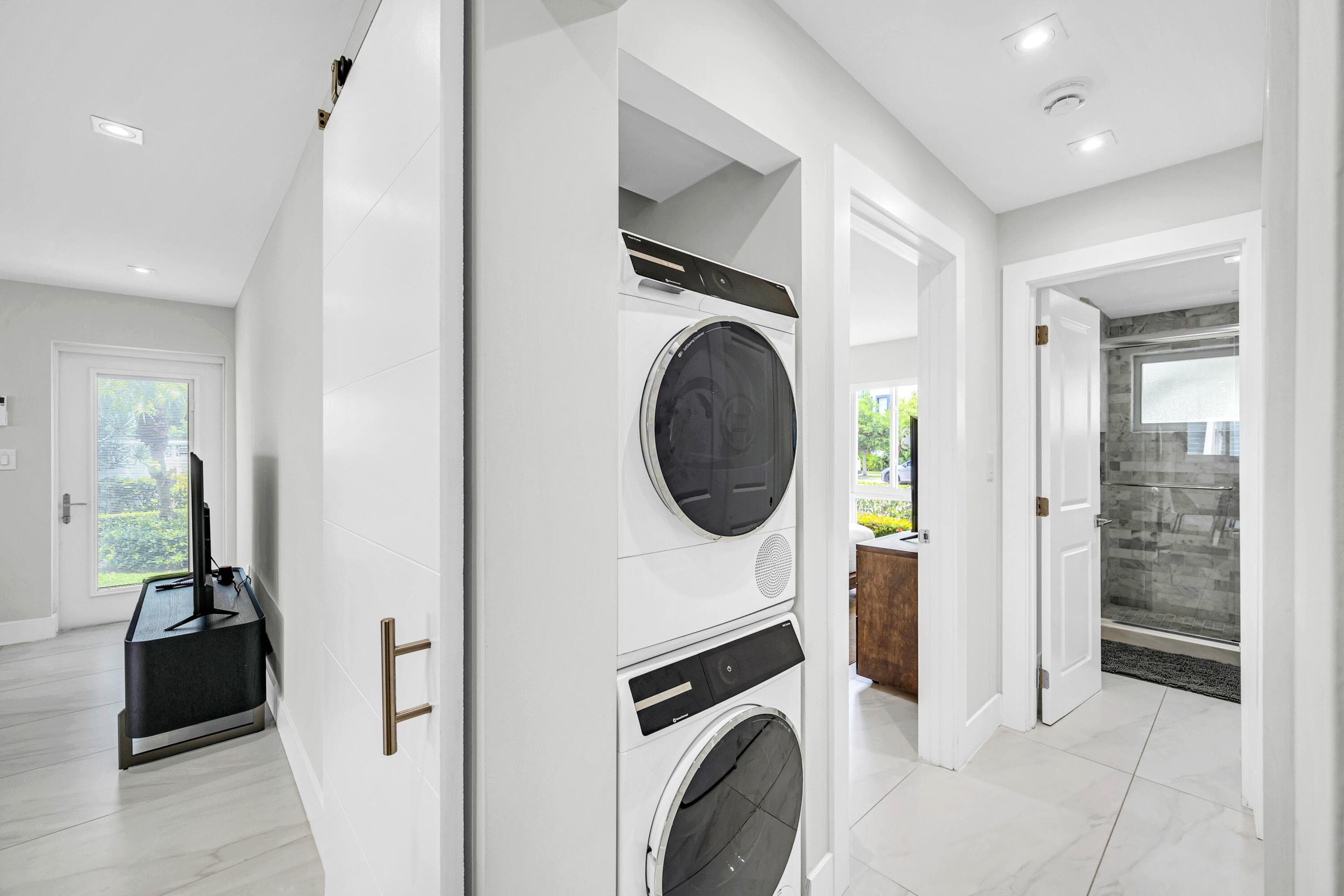 425 Bayshore Drive 15, Fort Lauderdale, FL 33304 10