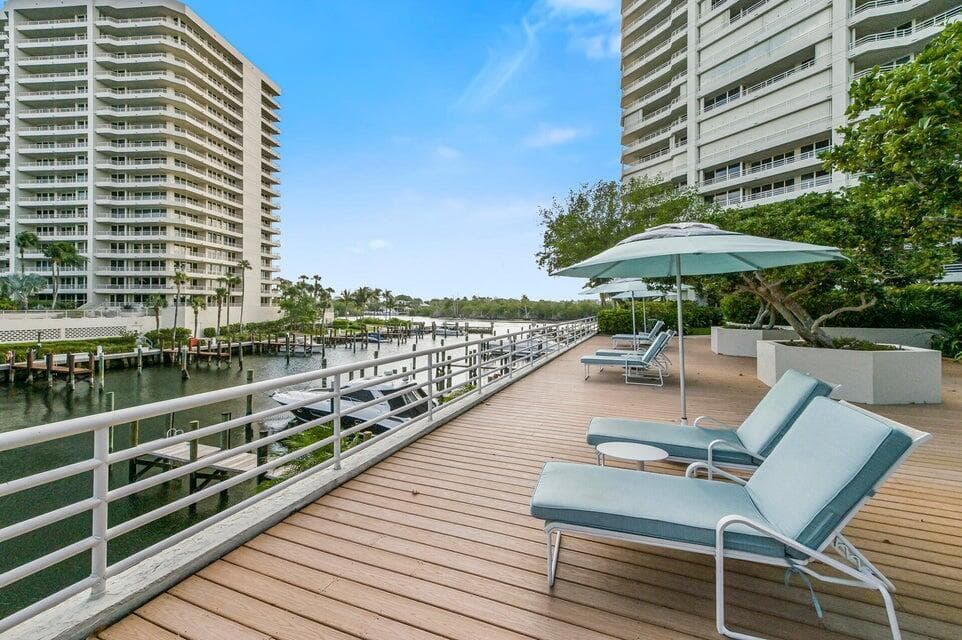 4201 N Ocean Boulevard 1605, Boca Raton, FL 33431 32