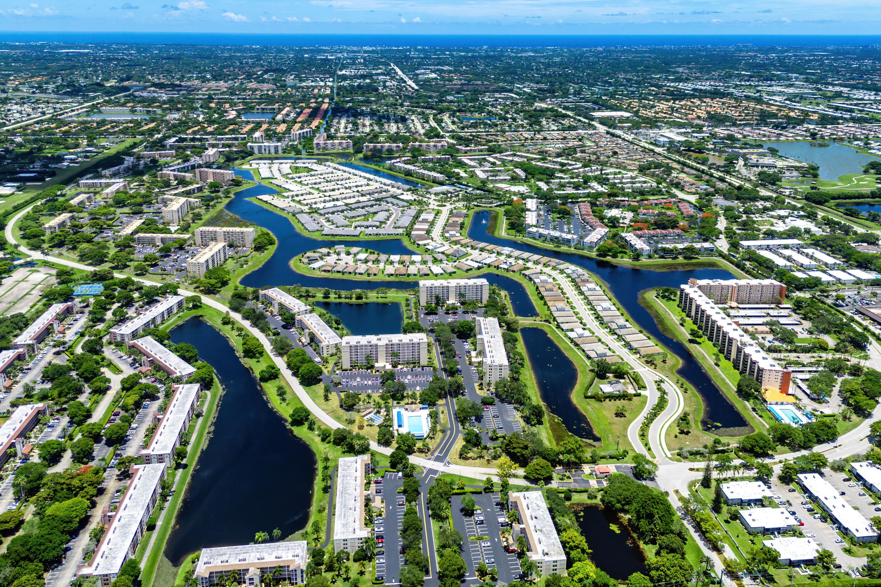 7290 Kinghurst Drive 607, Delray Beach, FL 33446 4