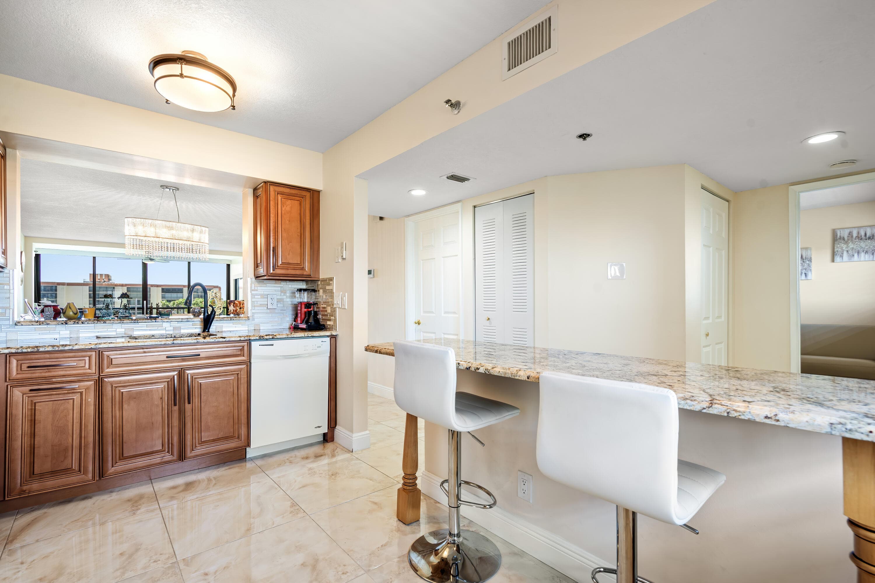 7290 Kinghurst Drive 607, Delray Beach, FL 33446 10