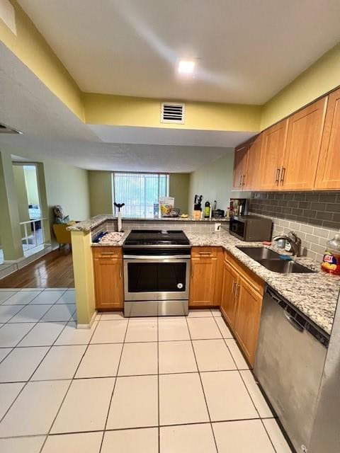 3740 Inverrary Drive 2u, Lauderhill, FL 33319 9