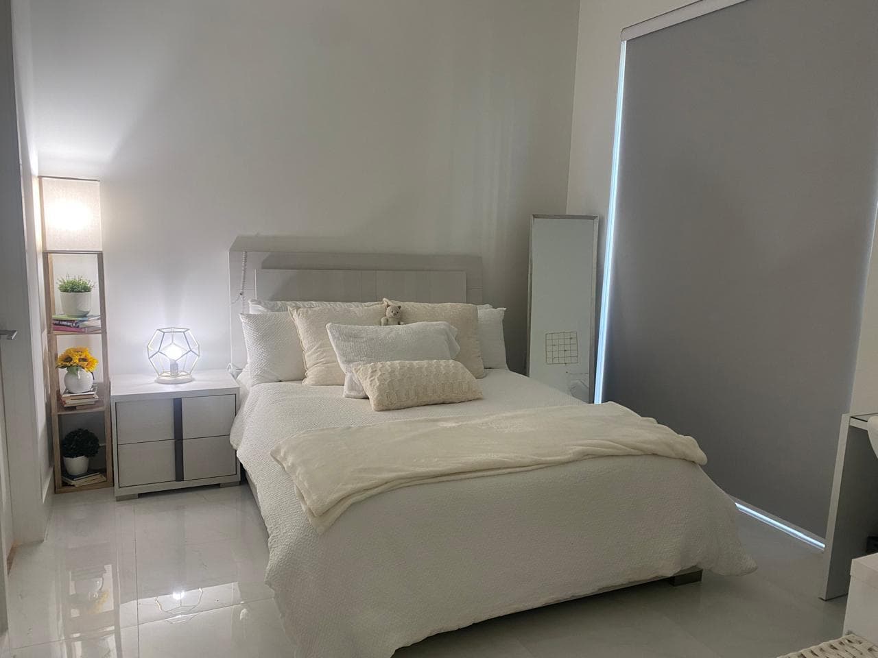 301 Altara Avenue 204, Coral Gables, FL 33146 8