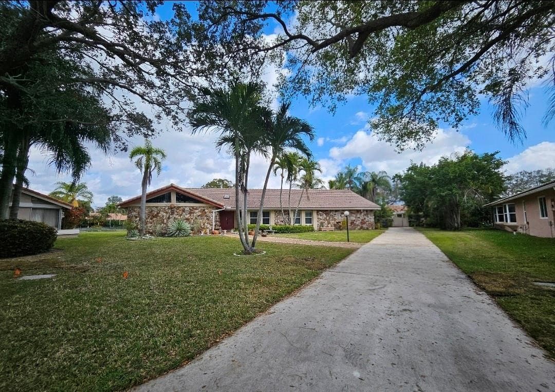 197 NW 113th Way, Coral Springs, FL 33071 4