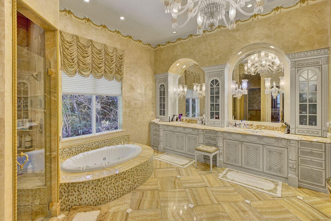 17730 Scarsdale Way, Boca Raton, FL 33496 18