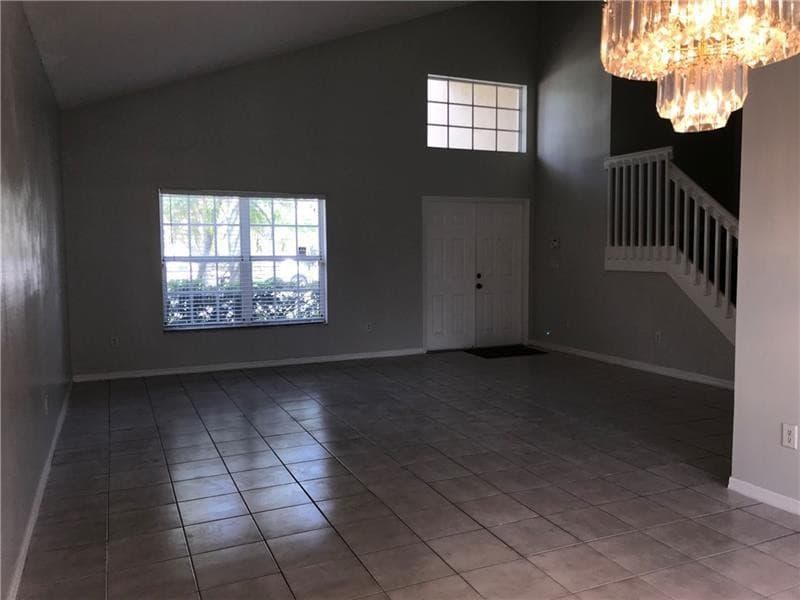 245 Via Milan Terrace, Davie, FL 33325