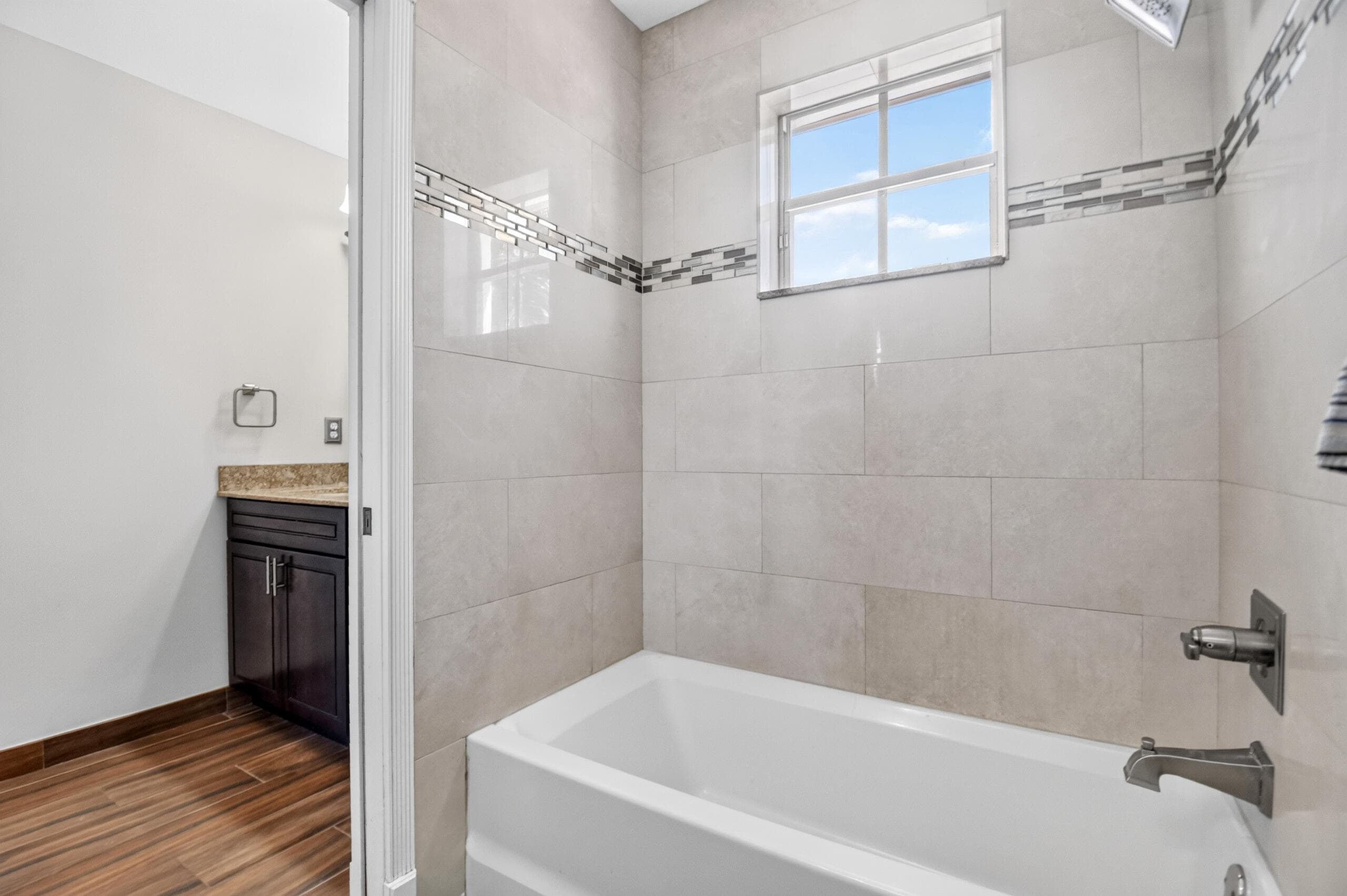 2520 Glendale Place, Royal Palm Beach, FL 33411 36