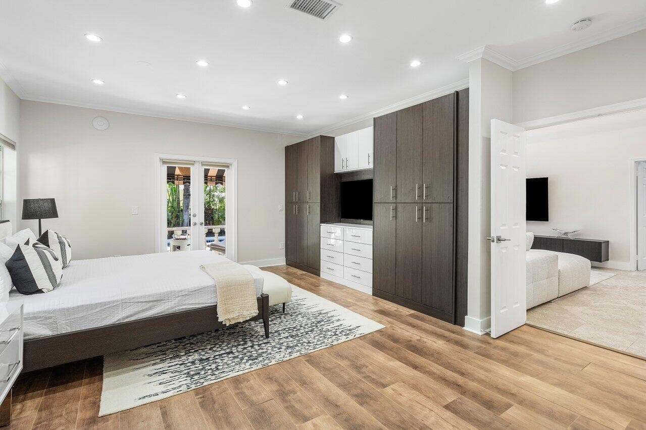 200 NE 2nd Street, Boca Raton, FL 33432 14