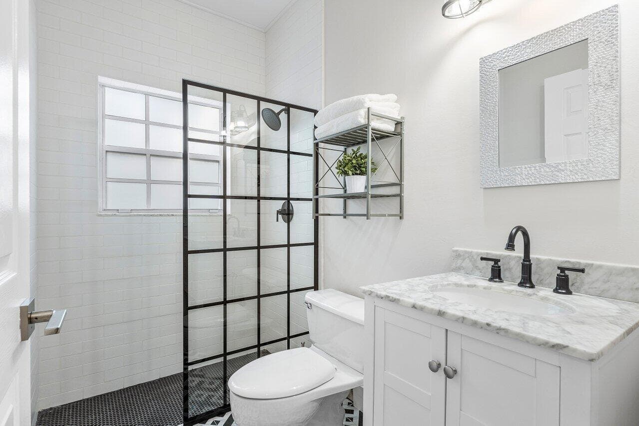 200 NE 2nd Street, Boca Raton, FL 33432 24