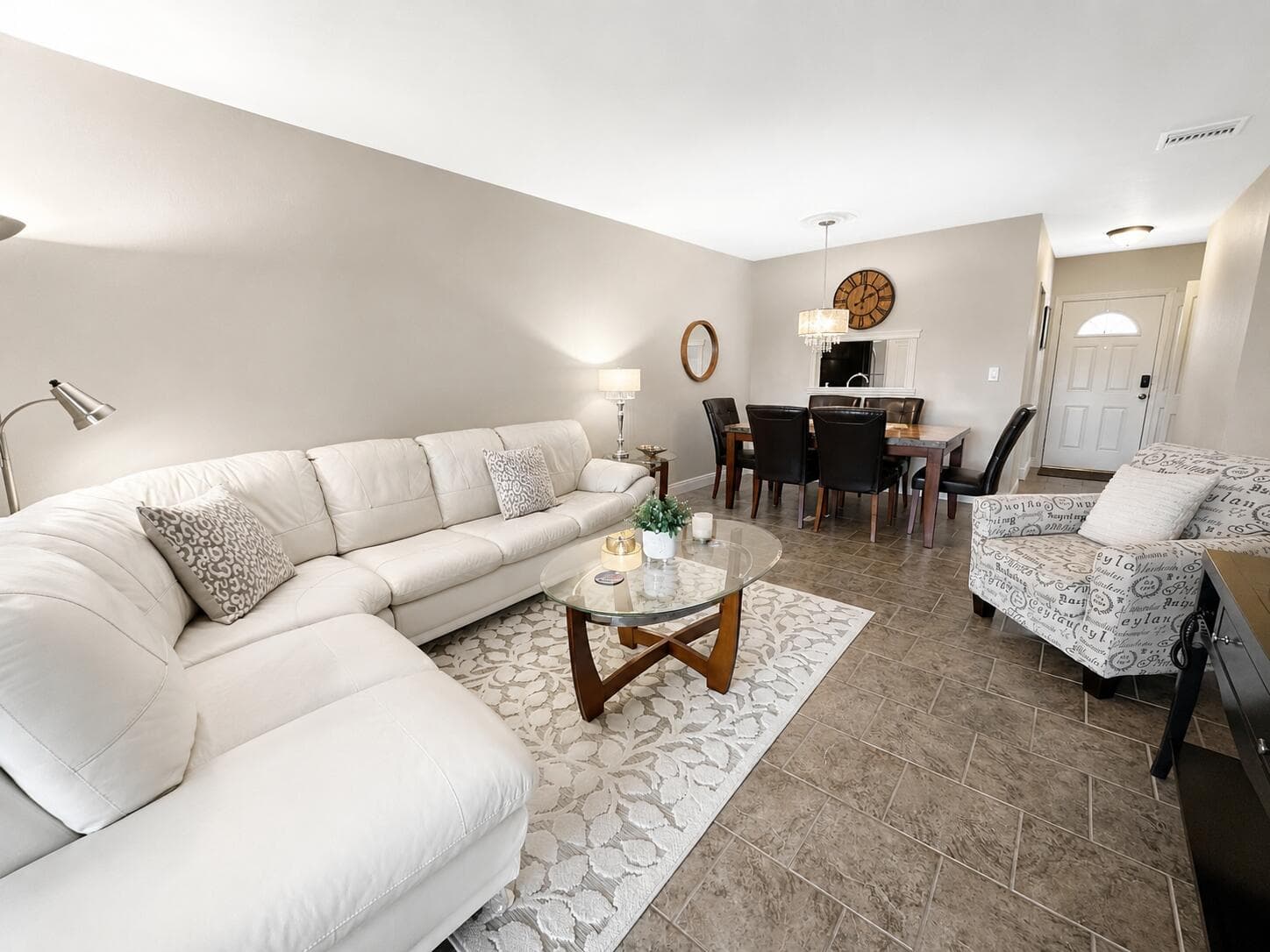 5131 W Oakland Park Boulevard 202, Lauderdale Lakes, FL 33313