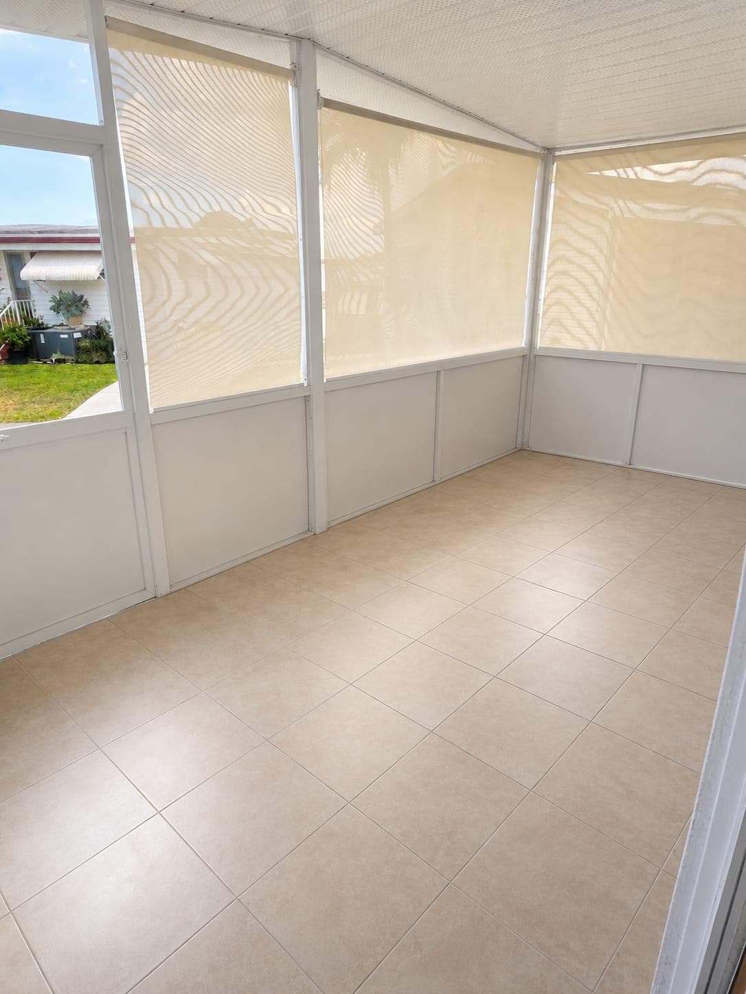 3302 Lake Street, Hollywood, FL 33021 24