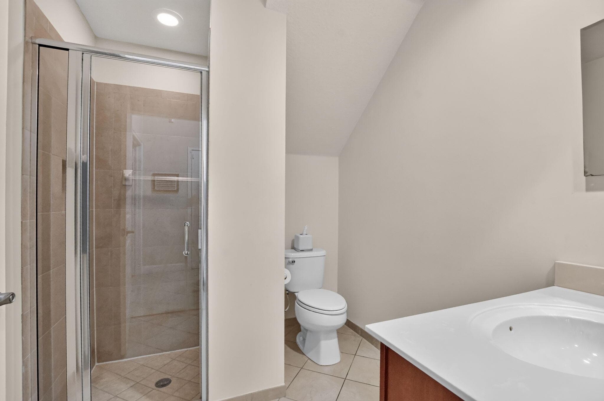 27 NW Hawthorne Place, Boca Raton, FL 33432 6