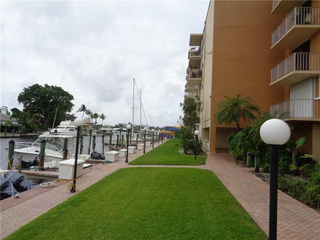 1777 SE 15th Street 218, Fort Lauderdale, FL 33316 16