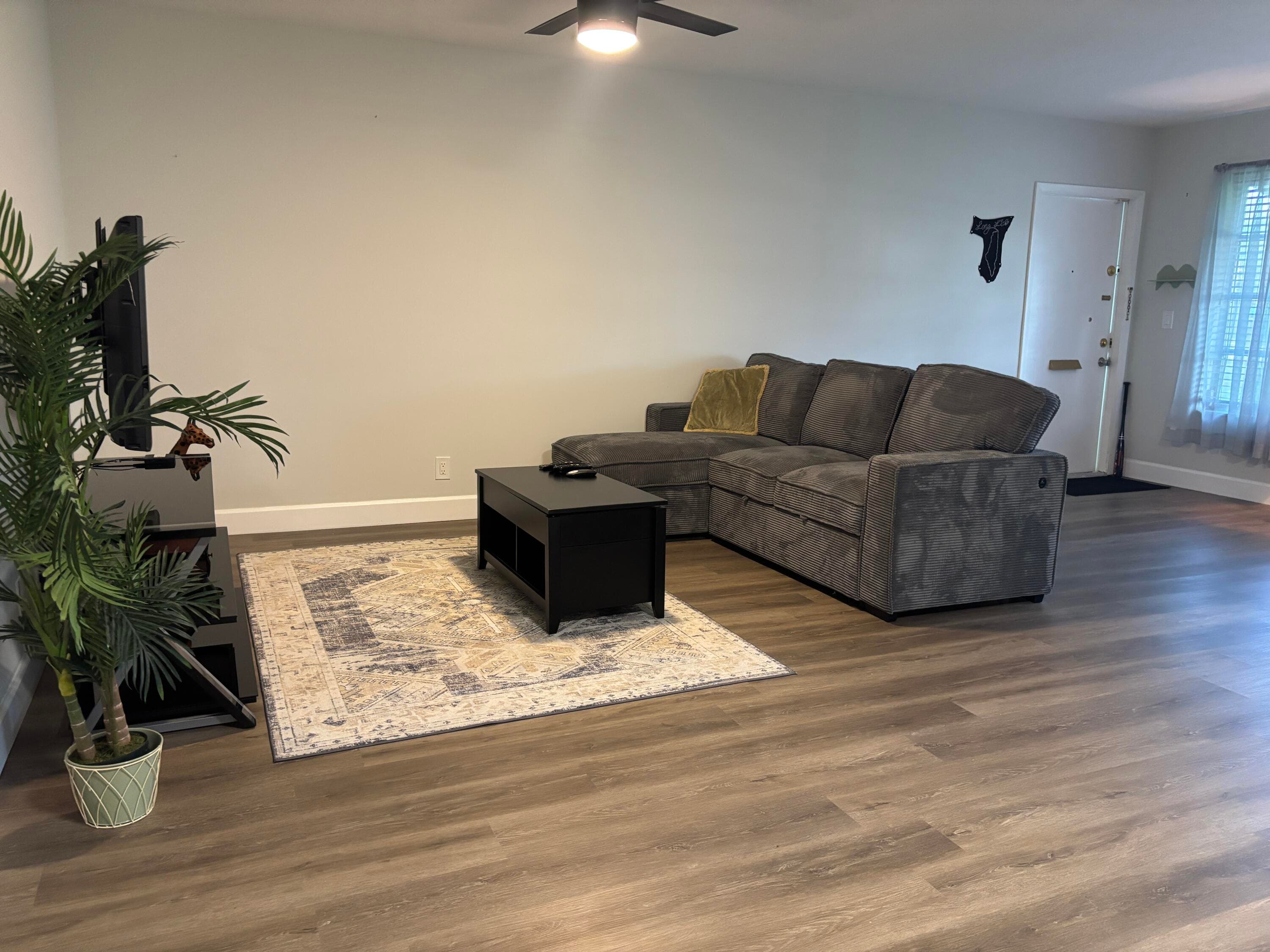 211 Country Lane C, Boynton Beach, FL 33435 10