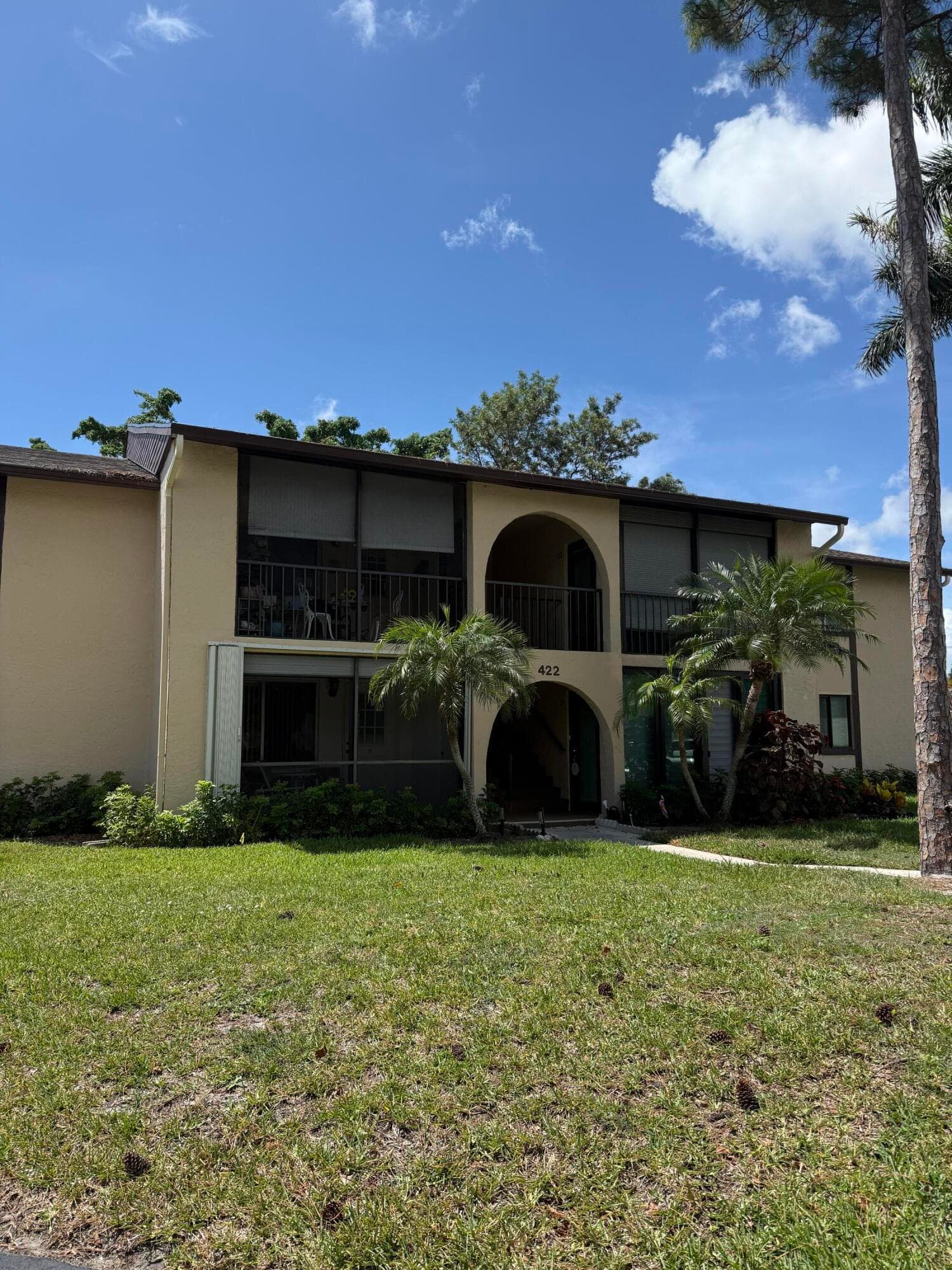 422 Pine Glen Lane A-1, Greenacres, FL 33463