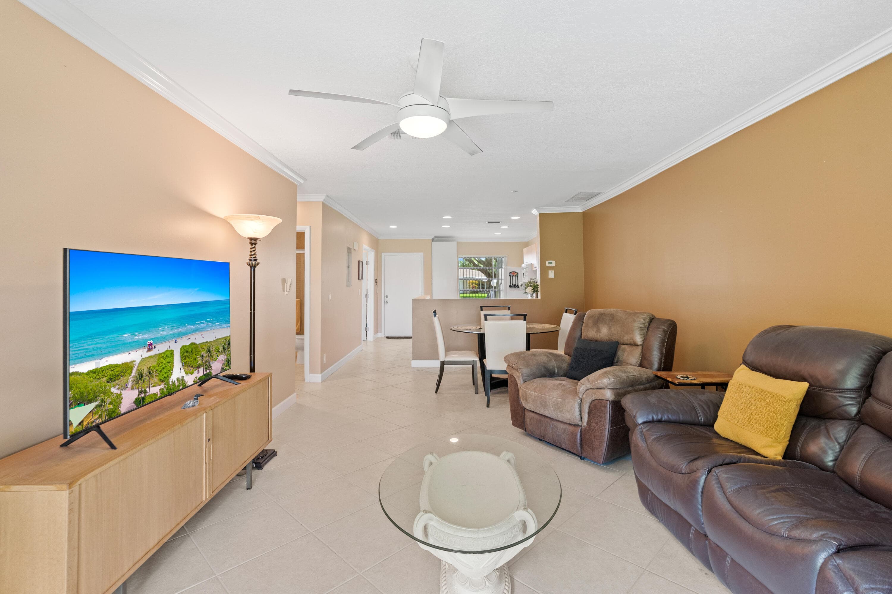 8666 Bella Vista Drive 111, Boca Raton, FL 33433 12