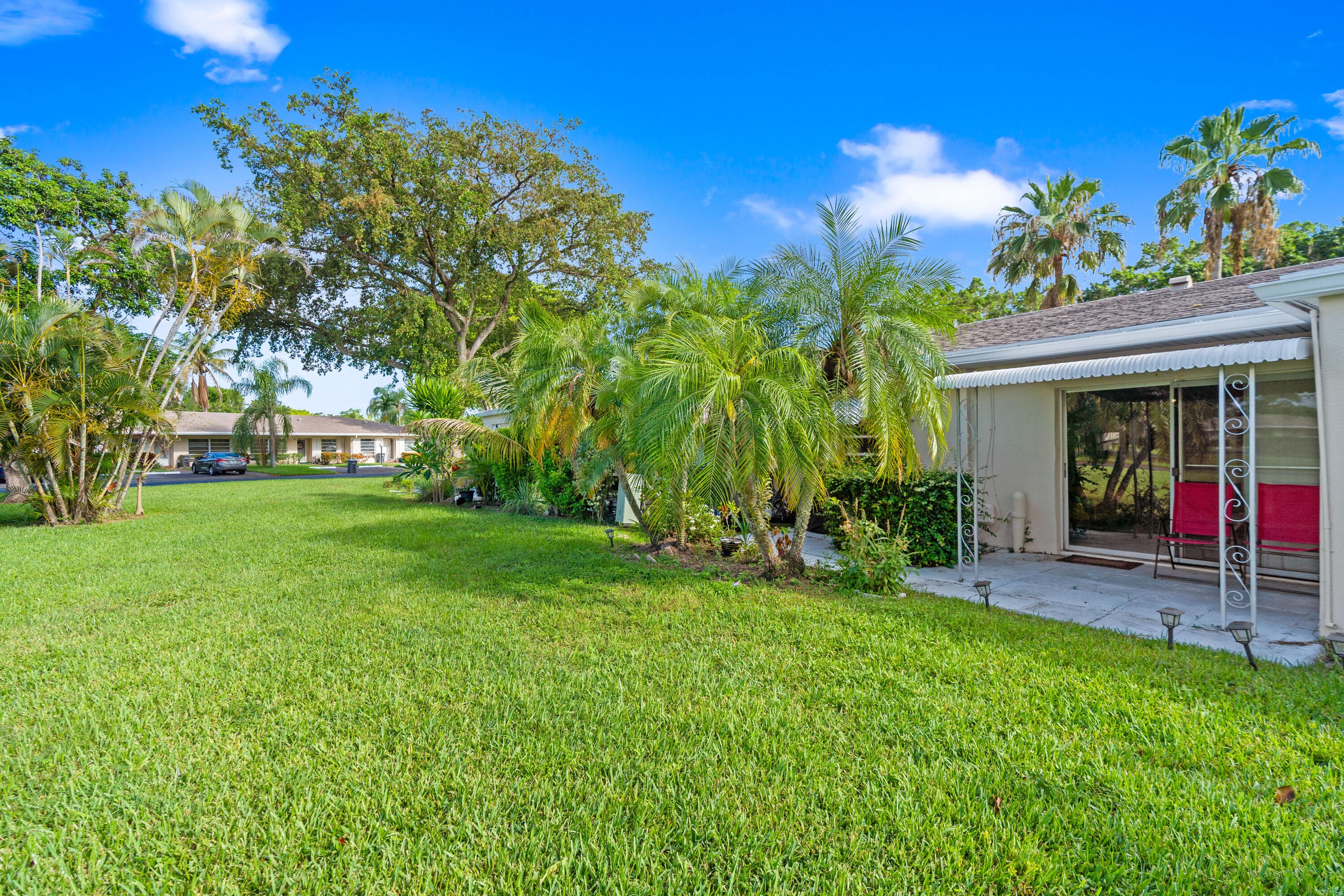 8666 Bella Vista Drive 111, Boca Raton, FL 33433 25