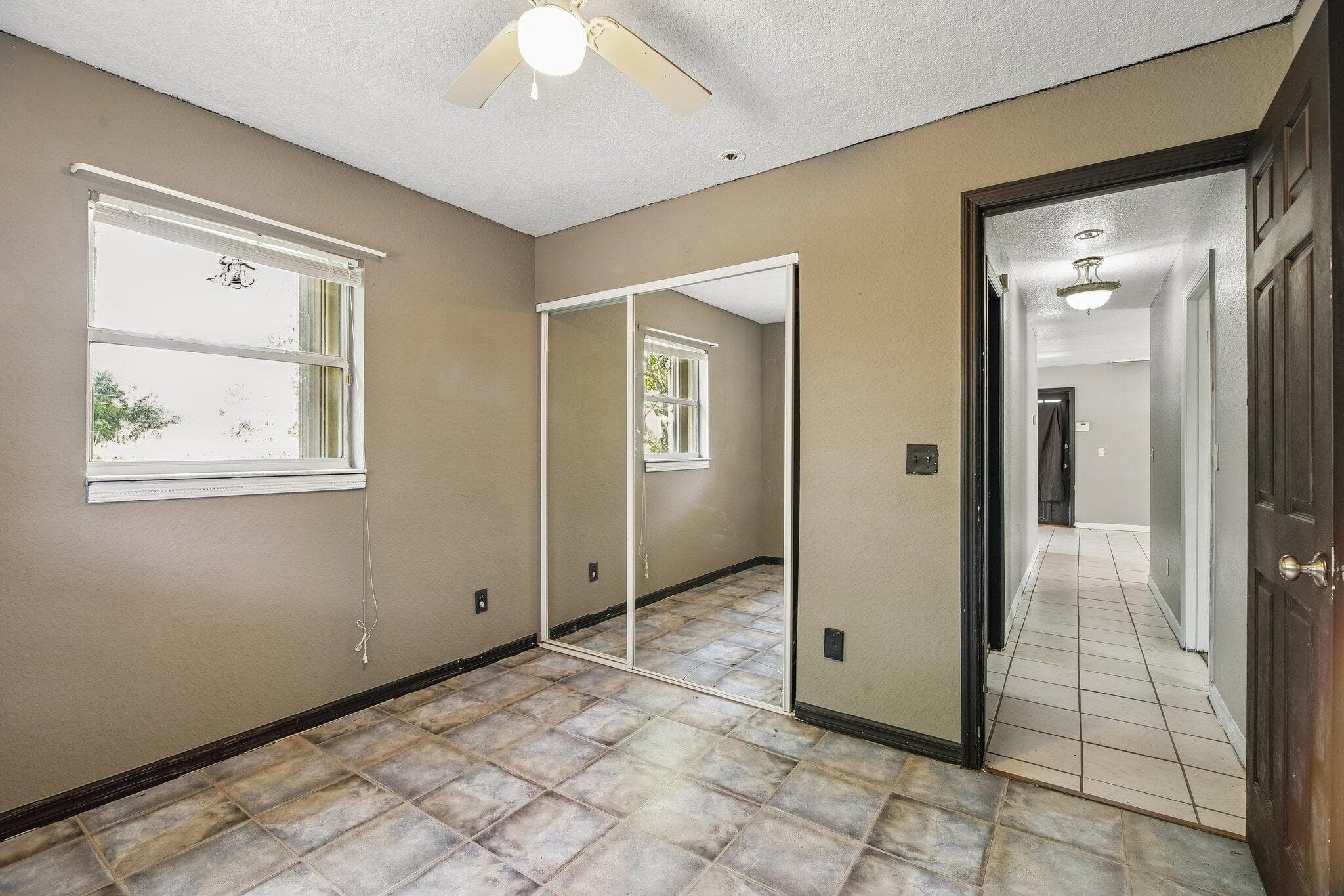 2443 2nd Place SW, Vero Beach, FL 32962 18