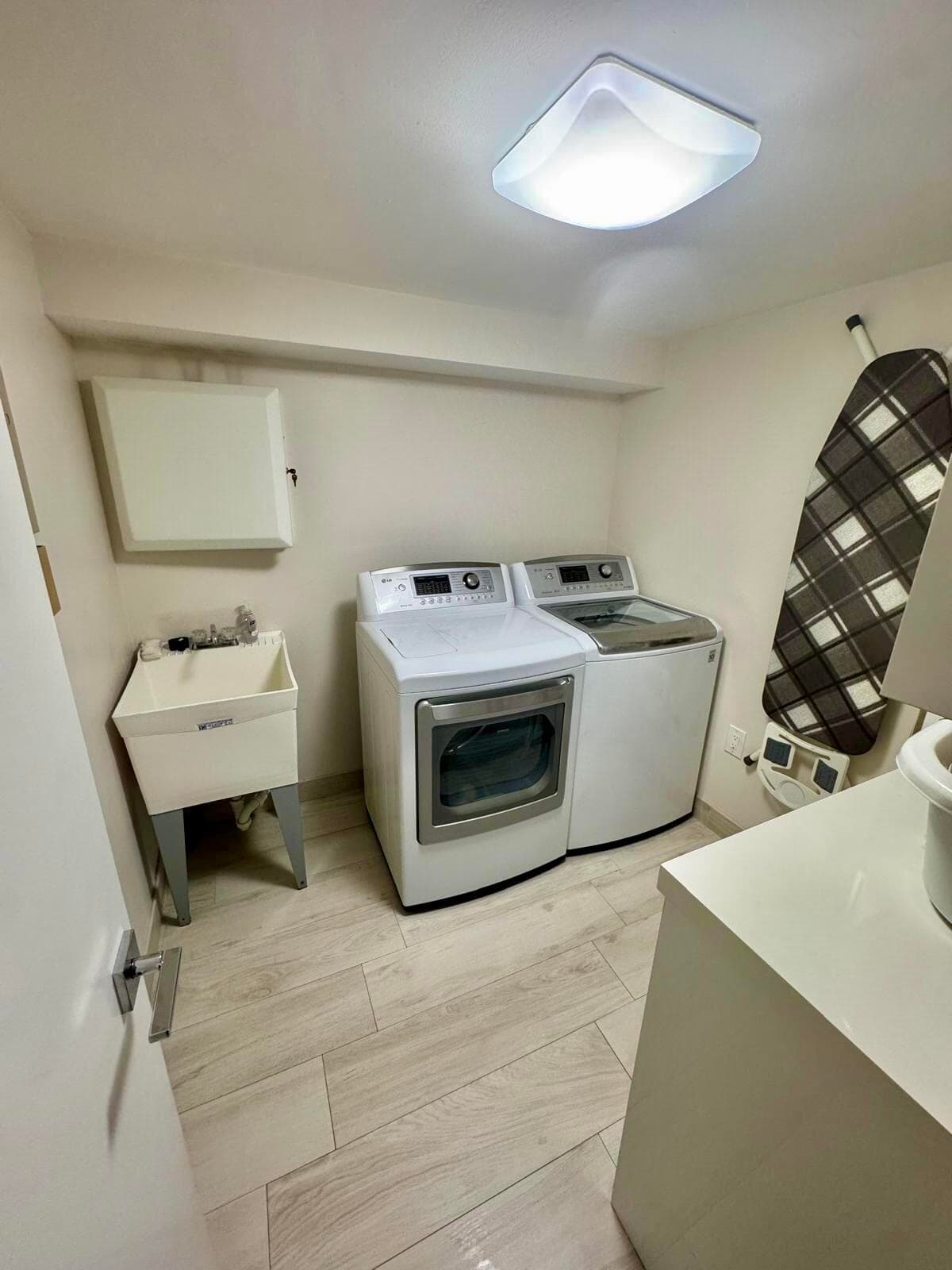 3100 NE 47th Court 401, Fort Lauderdale, FL 33308 47