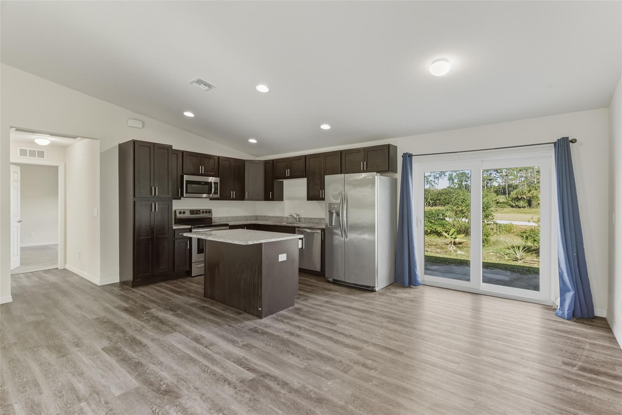 8007 Royal Court, LaBelle, FL 33935 10