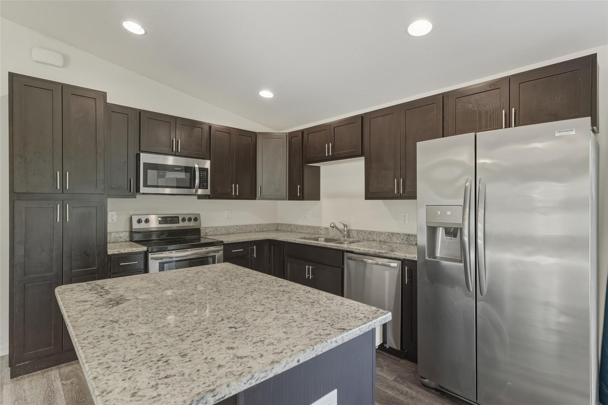 8007 Royal Court, LaBelle, FL 33935 11