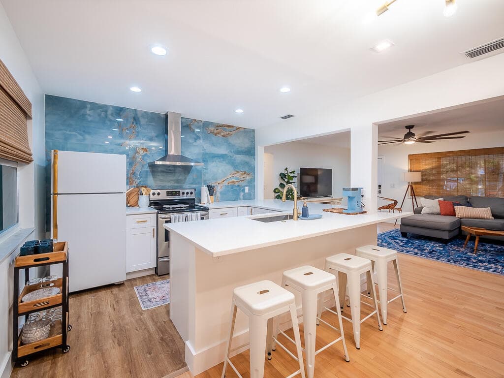 418 N Palmway, Lake Worth Beach, FL 33460 14
