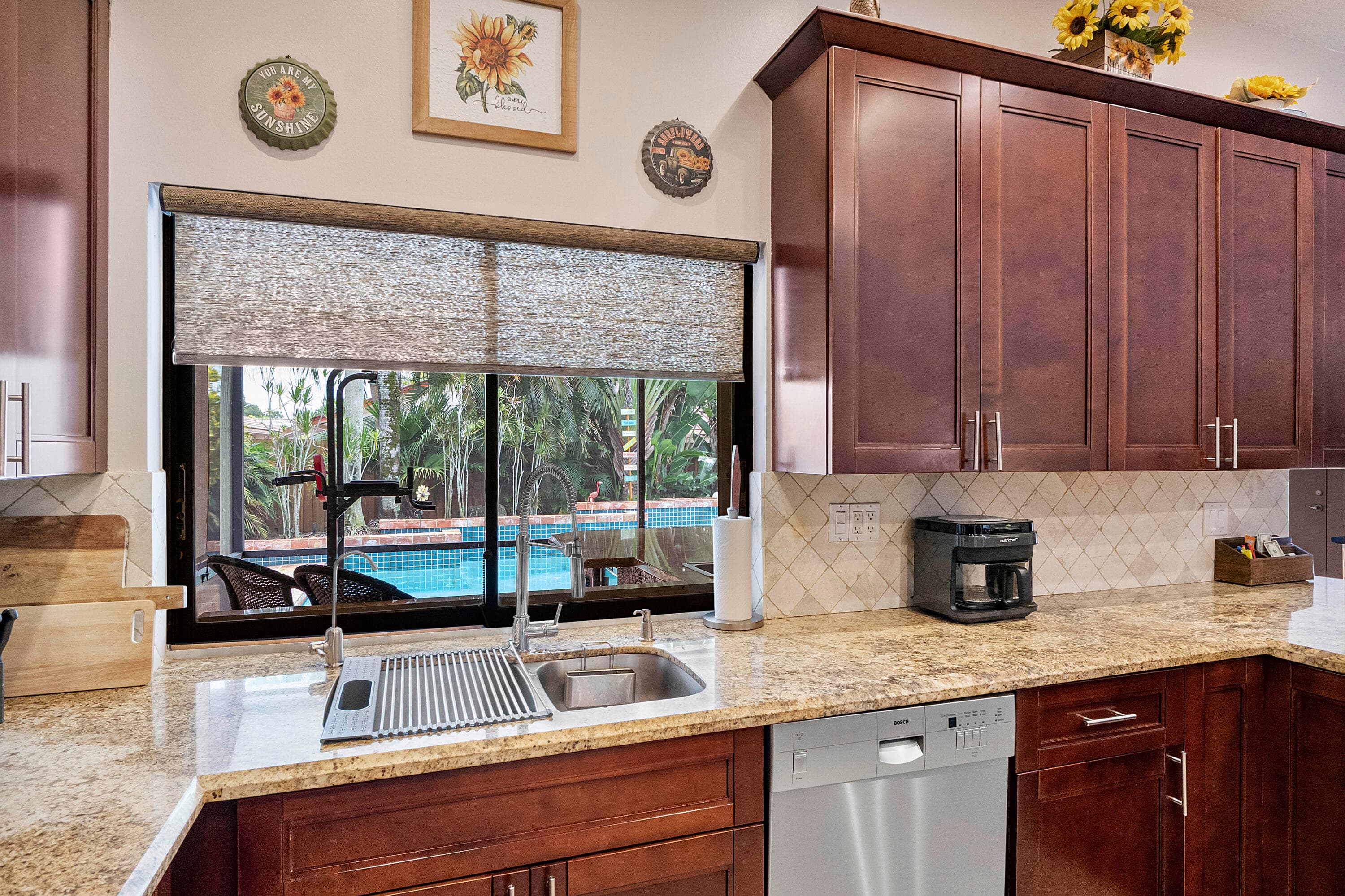 10662 NW 7th Place, Coral Springs, FL 33071 12