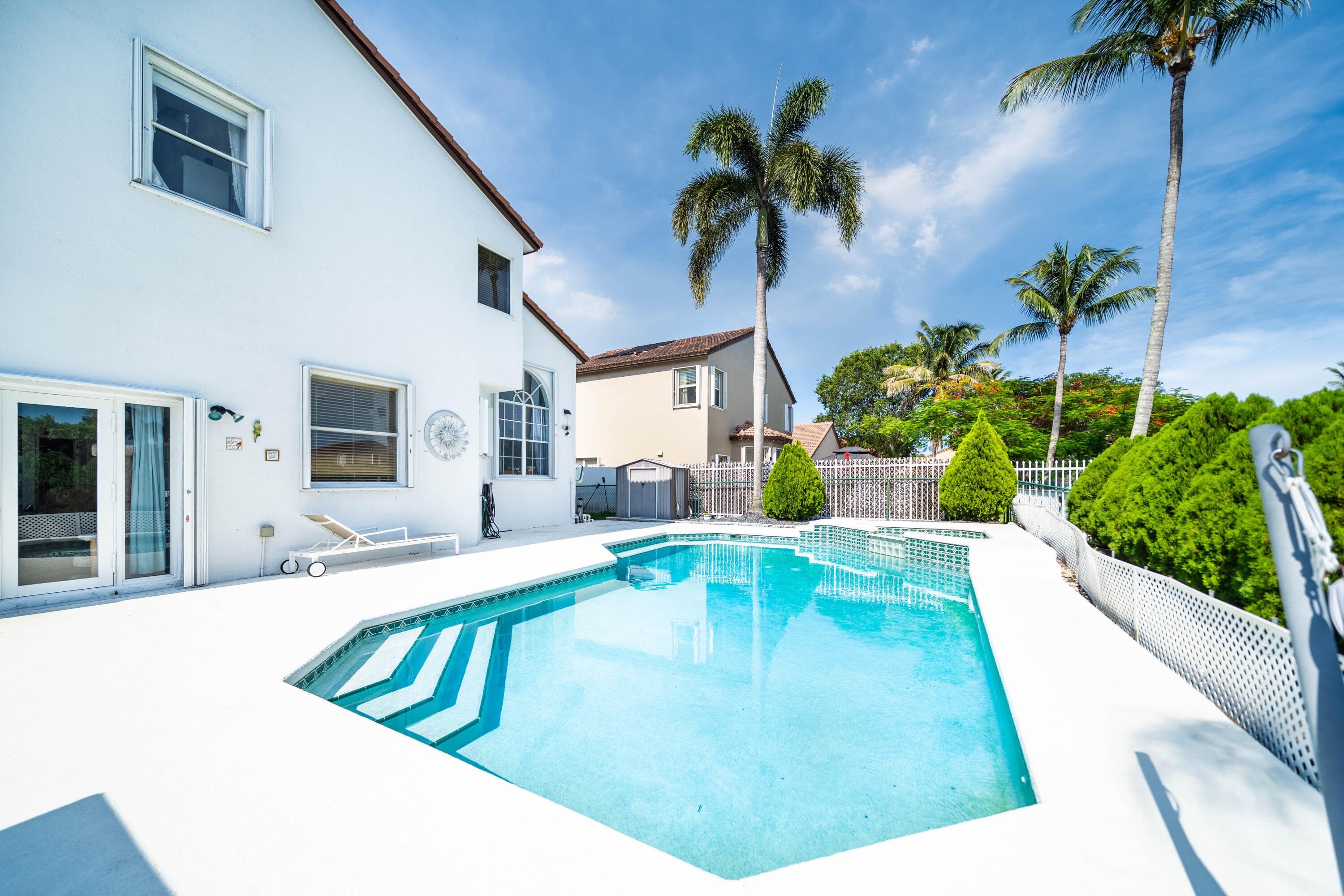 18438 NW 11th Street, Pembroke Pines, FL 33029 20