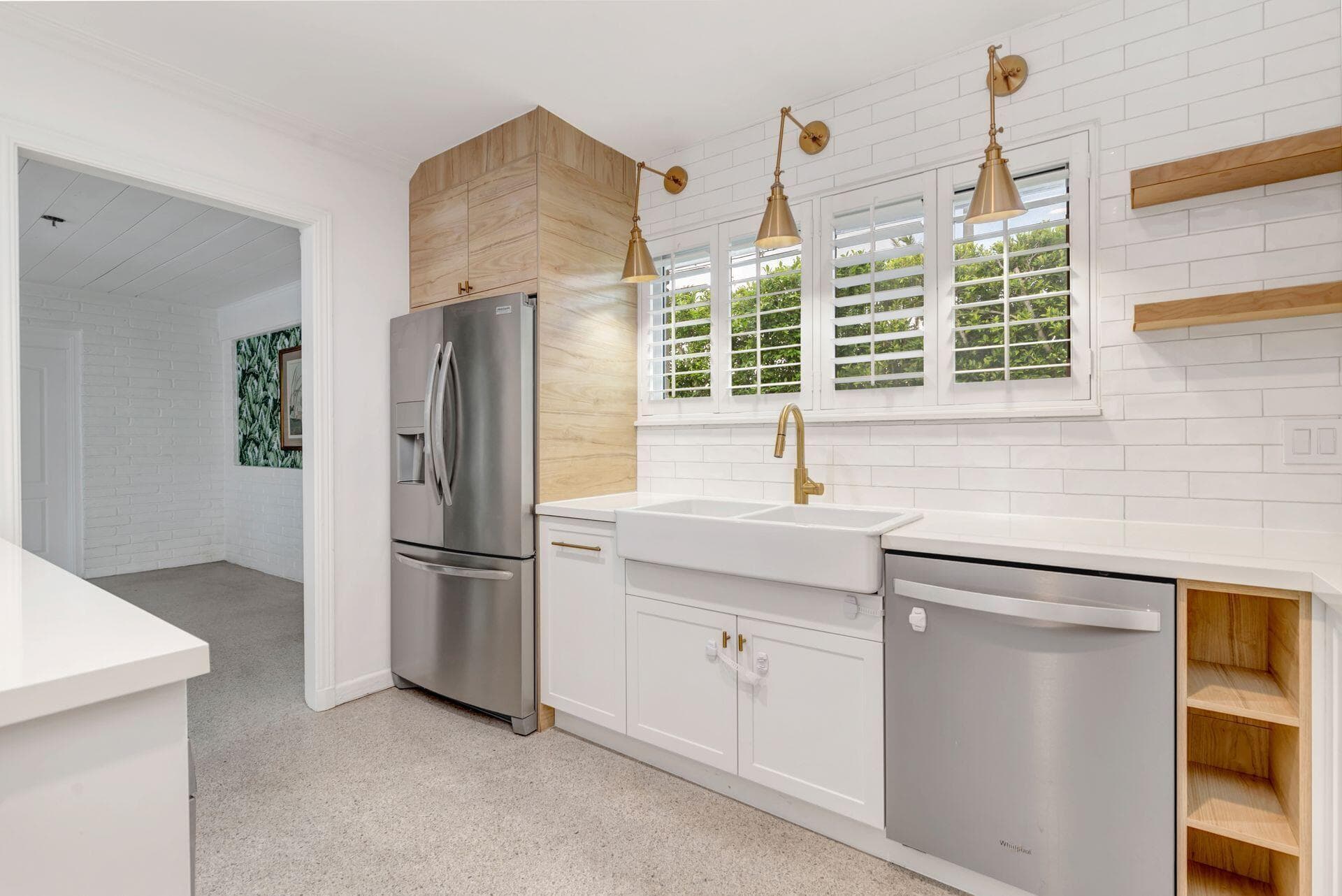 246 Gray Street, West Palm Beach, FL 33405 9