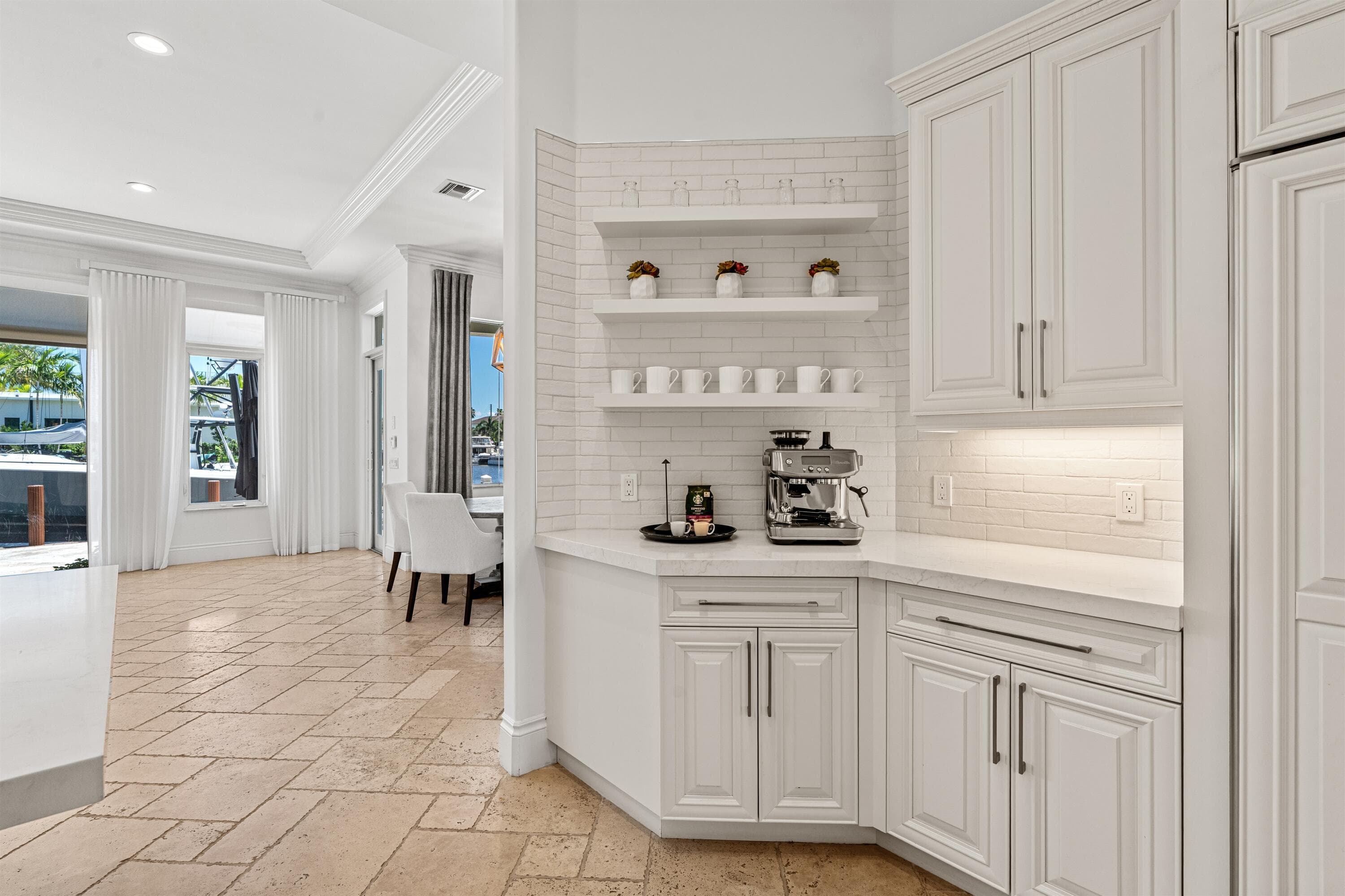 2320 NE 34th Court, Lighthouse Point, FL 33064 22