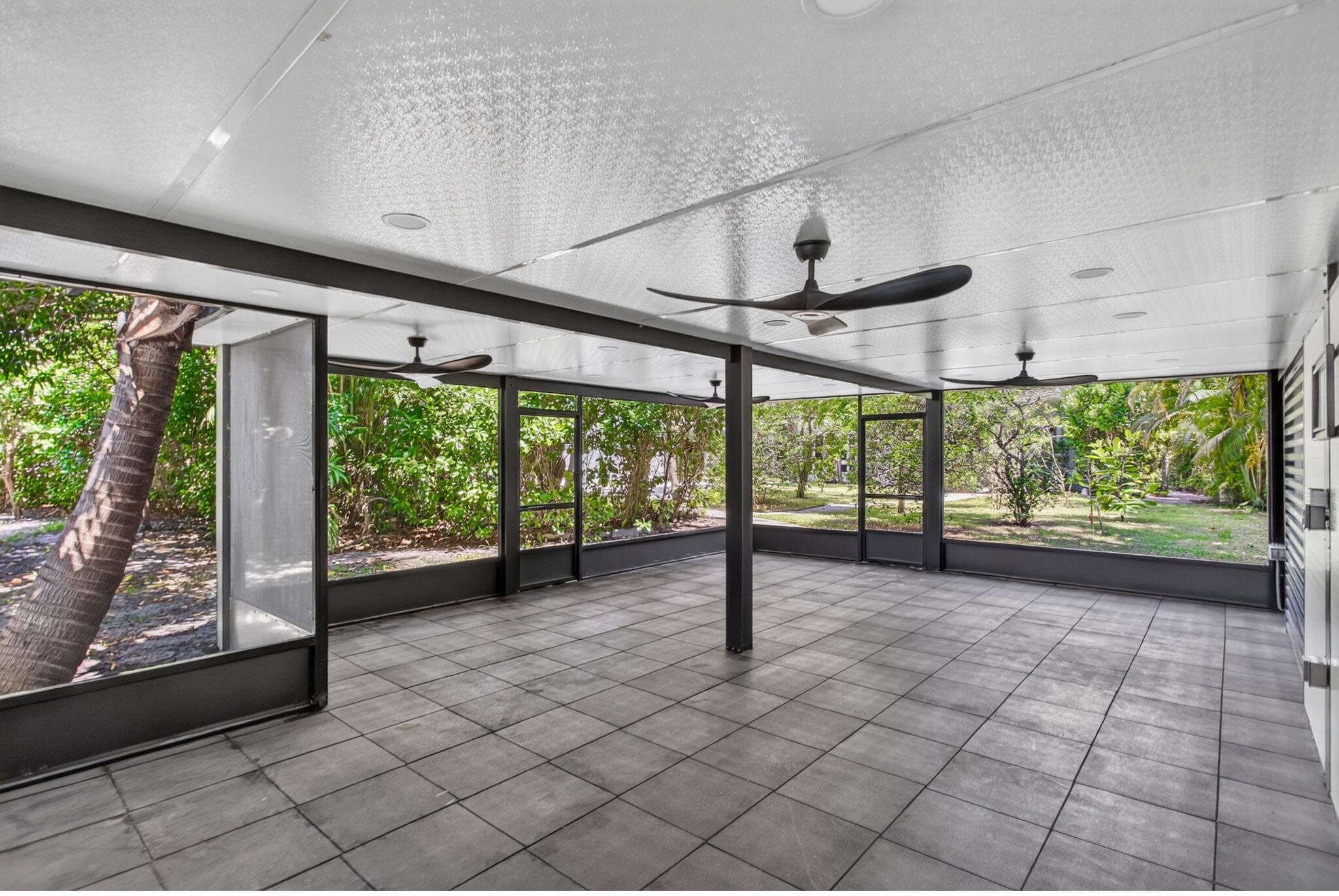2614 NE 15th Street, Fort Lauderdale, FL 33304 58