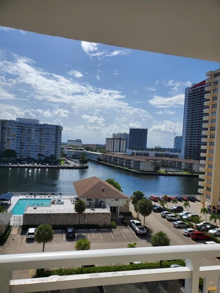 1849 S Ocean Drive 802, Hallandale Beach, FL 33009 3